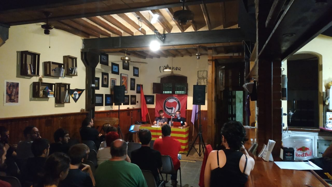 Acte a l'Ateneu de Crevillent