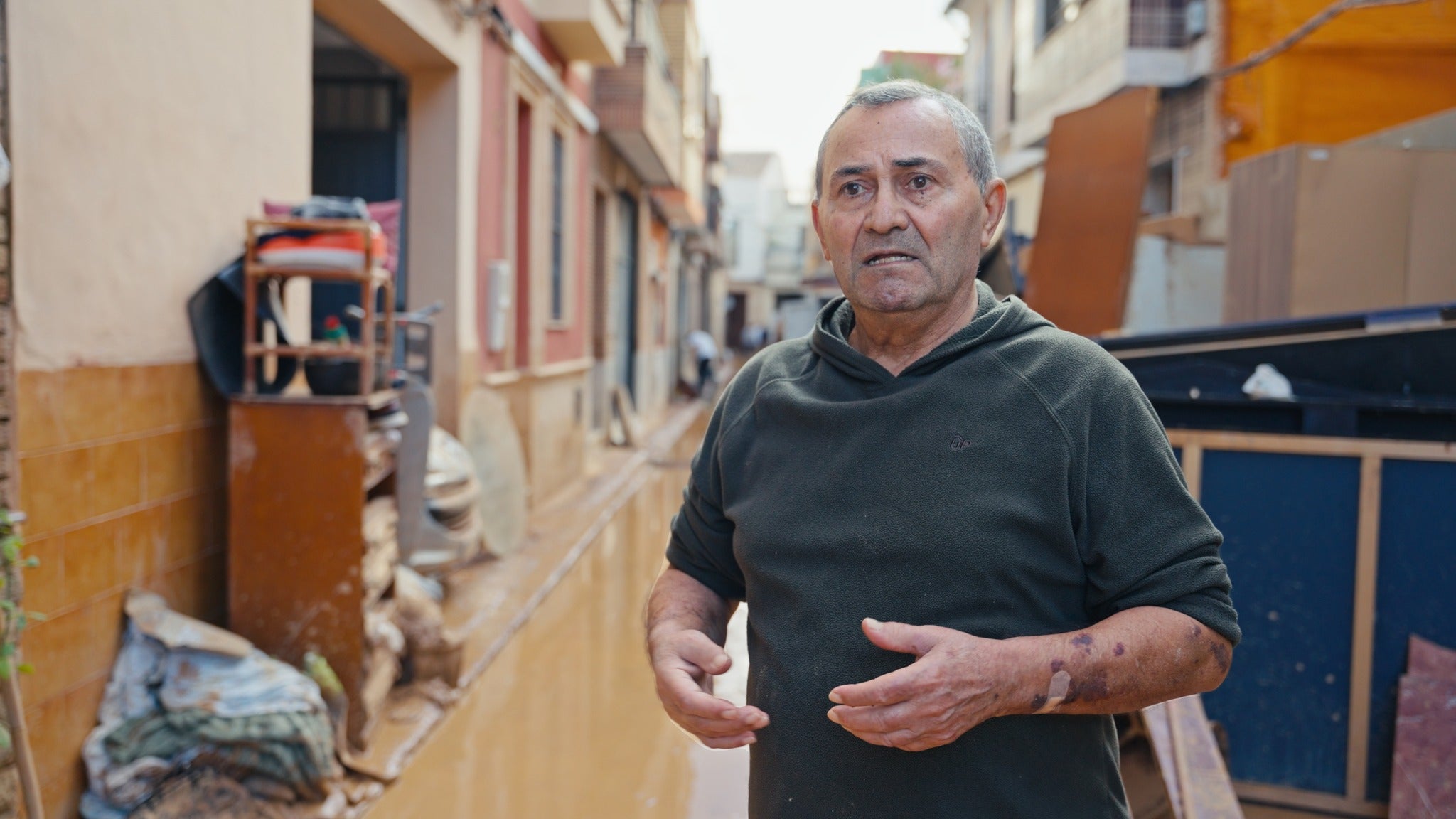 Fotograma de l'entrevista Juan Rosaleny, pescador jubilat de Catarroja.