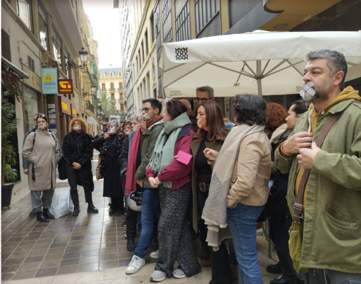Protesta del sector de les arts escèniques per la censura a la gala del sector per l'IVC