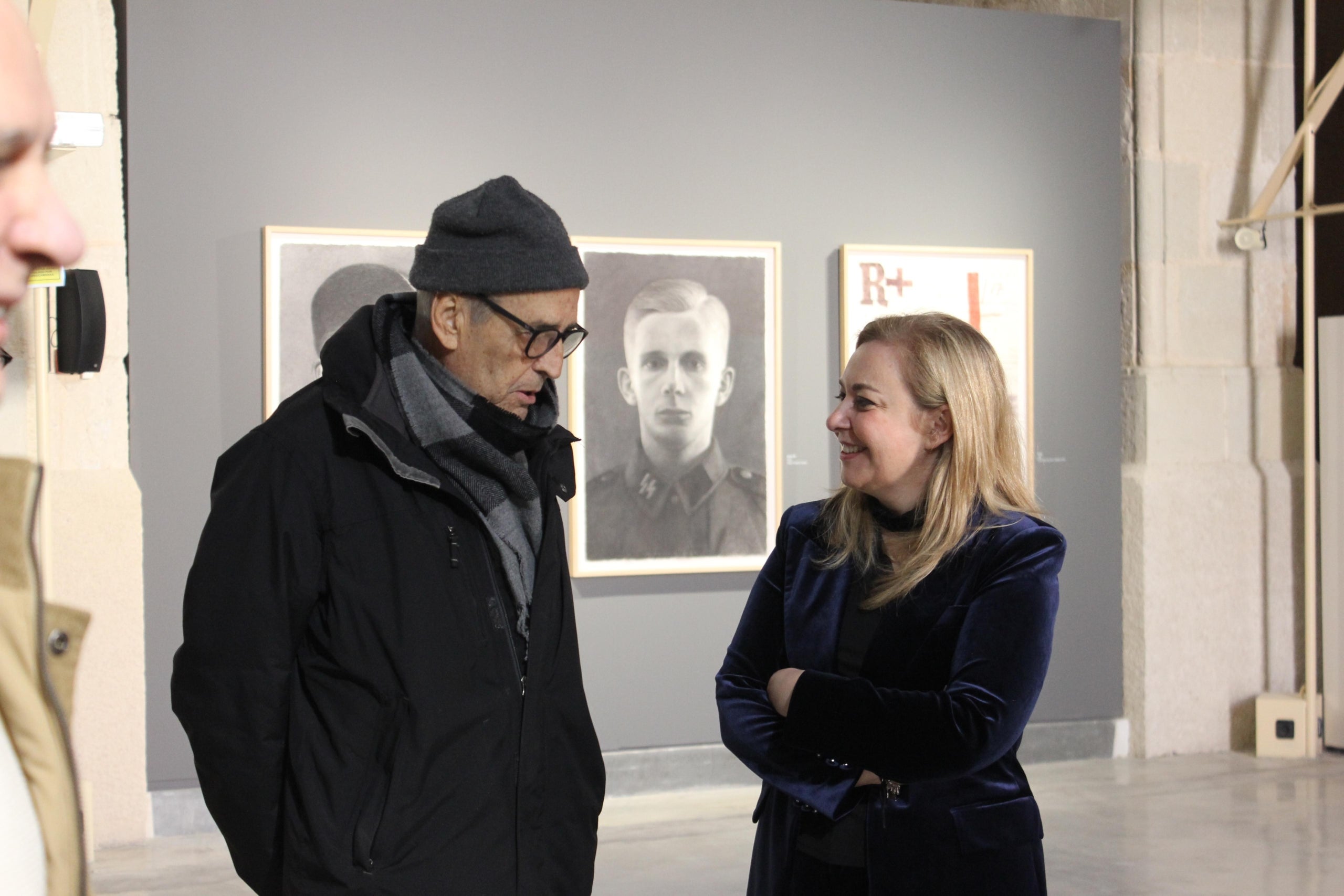 Inauguració de l'exposició 'Halt!', d'Artur Heras, a Xàtiva (Costera)