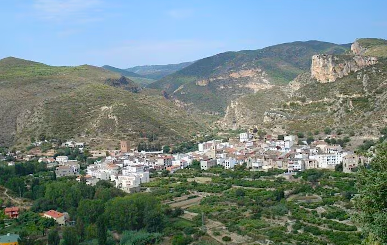 Sot de Xera, un dels pobles de la Serrania