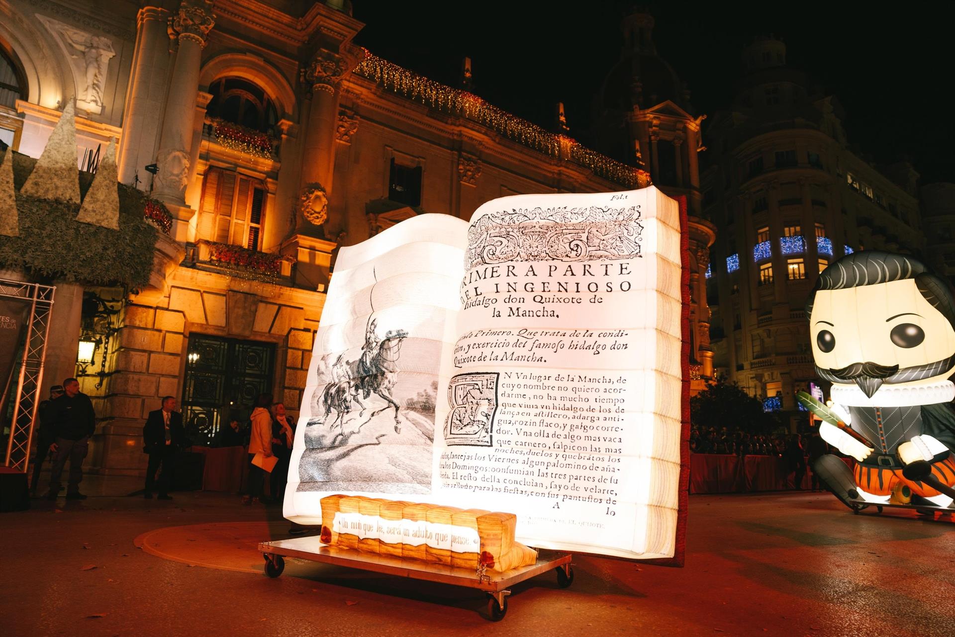 Rèplica del Quixot i personatge de Cervantes a la Cavalcada de Reis de València del 2024 | Ajuntament de València