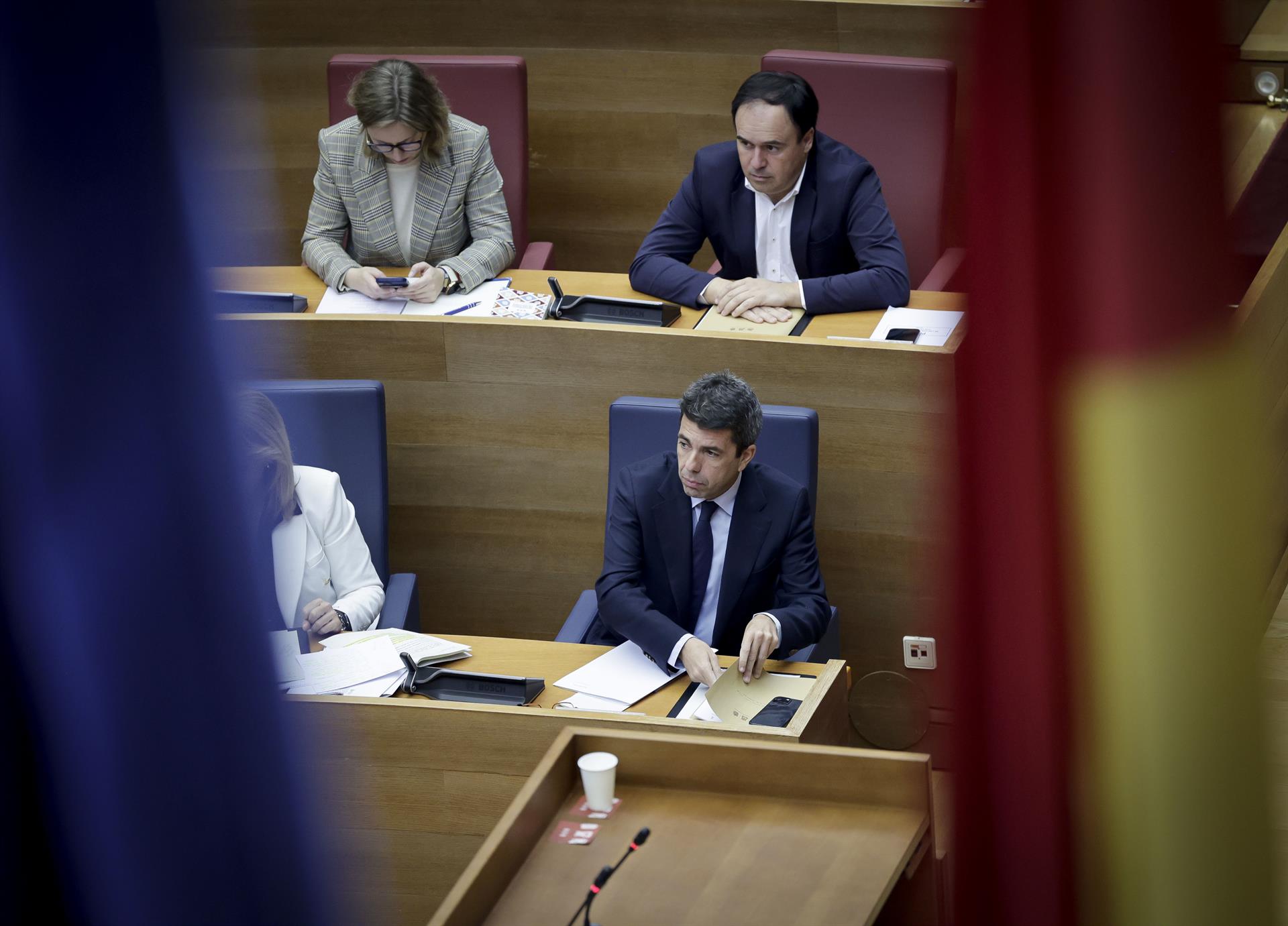 El president valencià, Carlos Mazón, a Les Corts / Europa Press