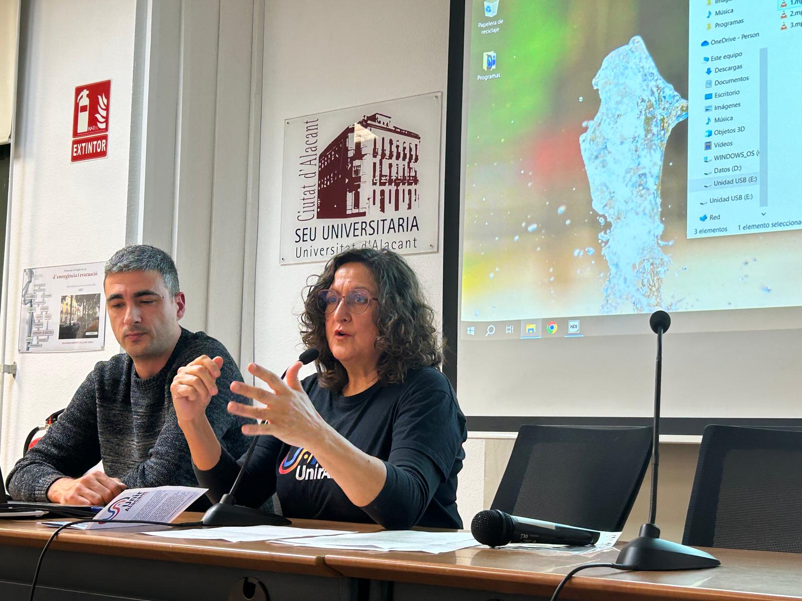 Carmen Sánchez Brufal intervé en l'acte del segon aniversari d'Unir Alacant