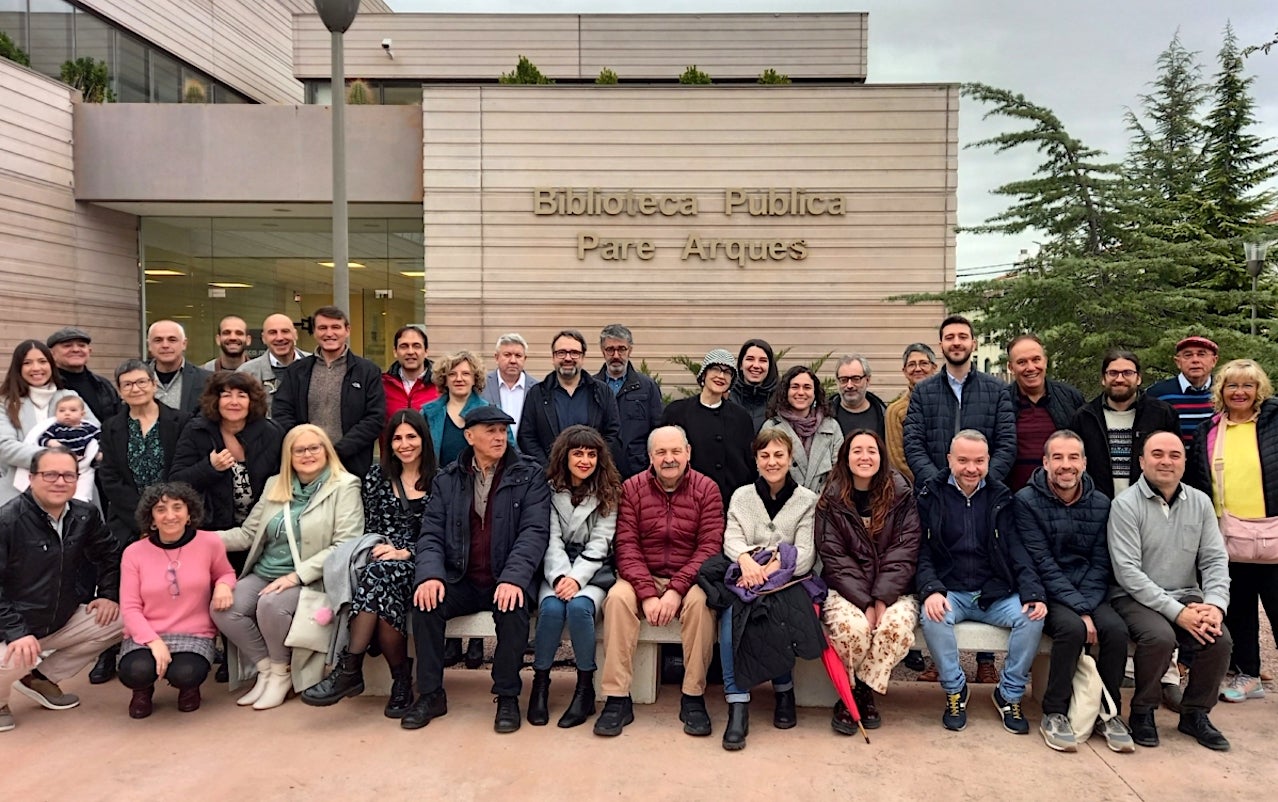 Participants de la II Trobada d'Escriptors de l'Alcoià i el Comtat, a Cocentaina