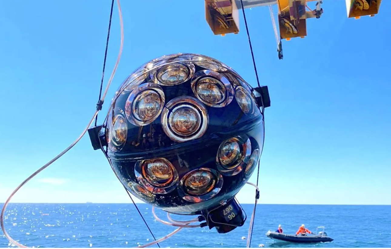 Instal·lació del telescopi KM3NeT a la Mediterrània | KM3NeT