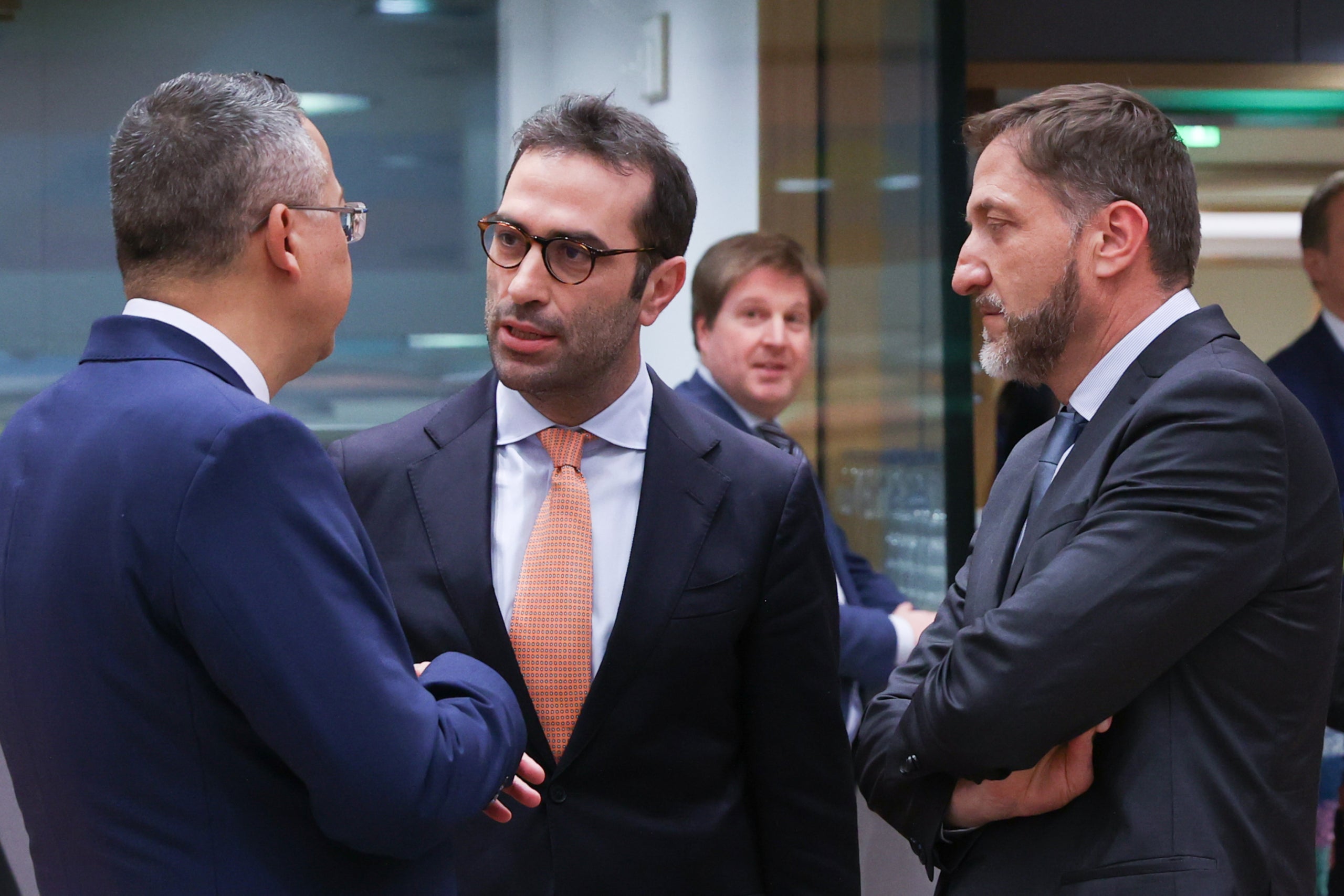 El ministre d'Economia del govern espanyol, Carlos Cuerpo, durant la reunió de l'Eurogrup celebrada el 17 de febrer del 2025 a Brussel·les | Unió Europea