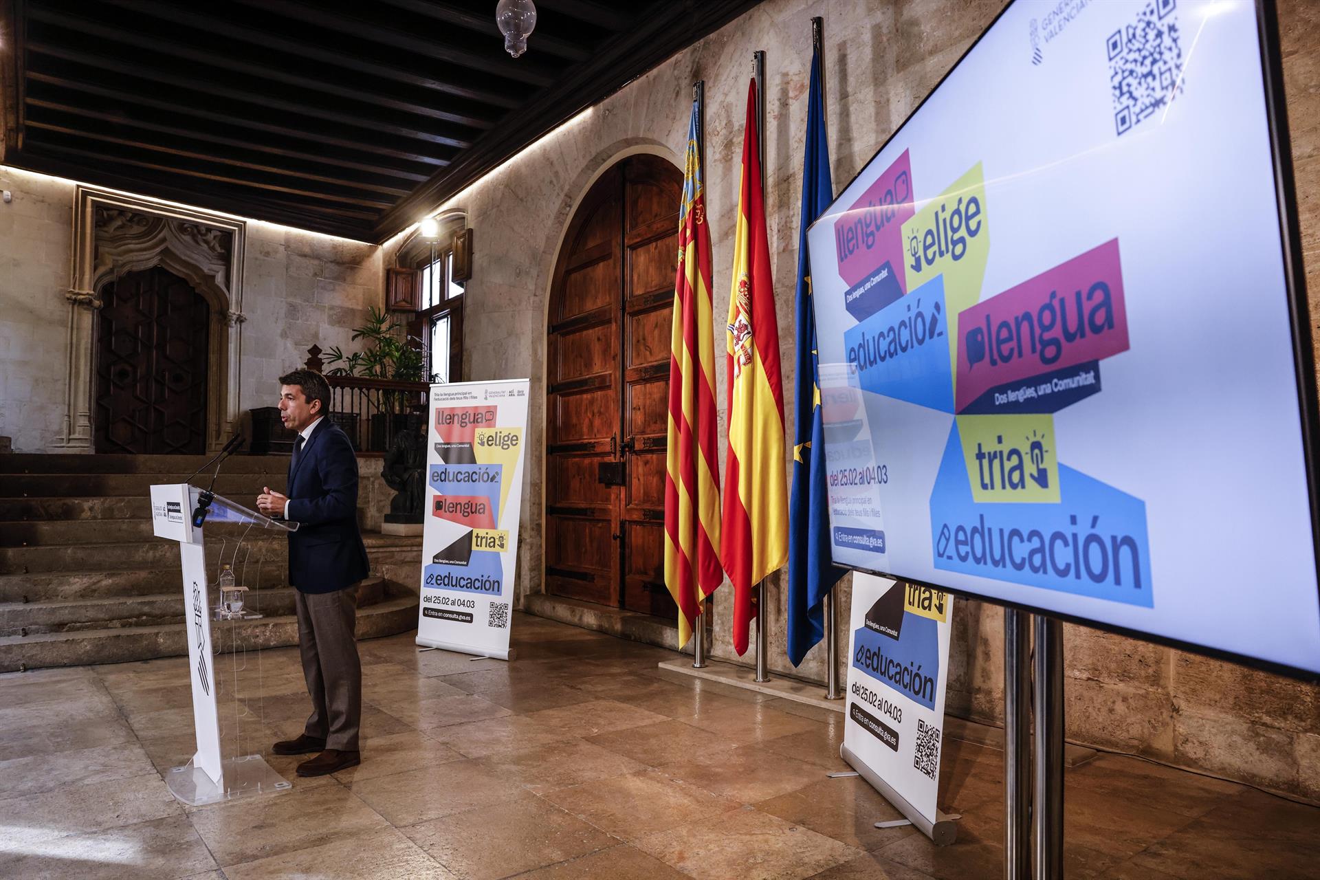 El president valencià, Carlos Mazón, presenta l'ordre de consulta de la llengua base / Europa Press