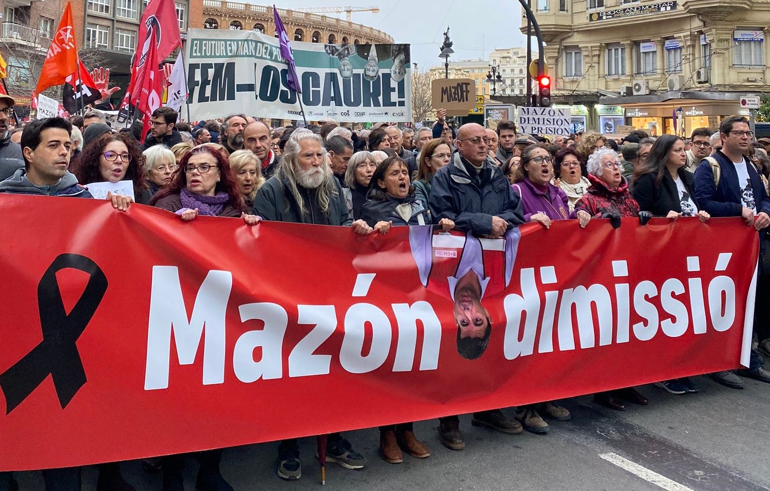 La 5a manifestació contra el president de la Generalitat, Carlos Mazón, l'1 de març del 2024 