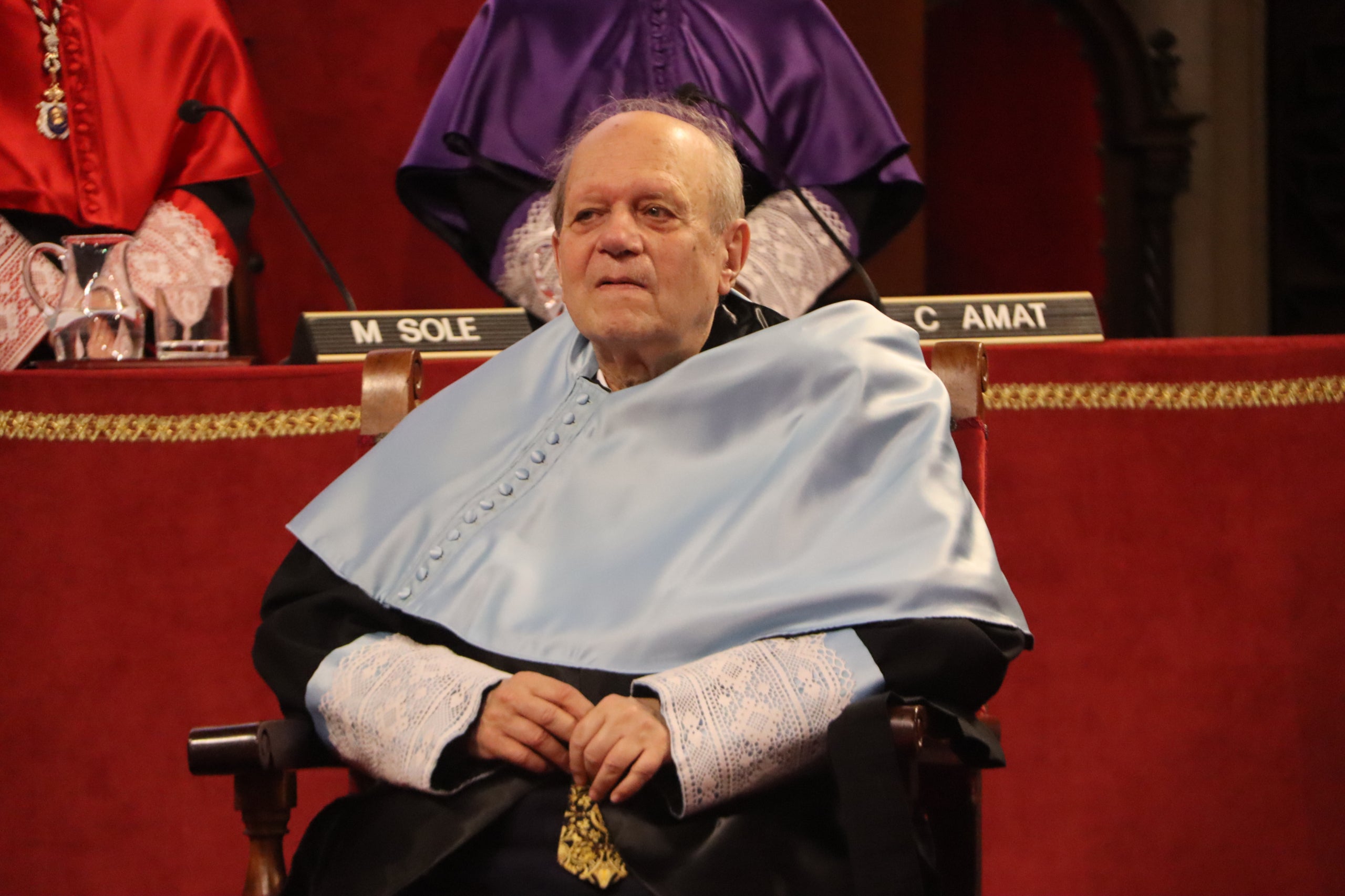 El poeta i escriptor Pere Gimferrer durant l'acte de la seua investidura com a doctor honoris causa a la Universitat de Barcelona | Eli Don | ACN