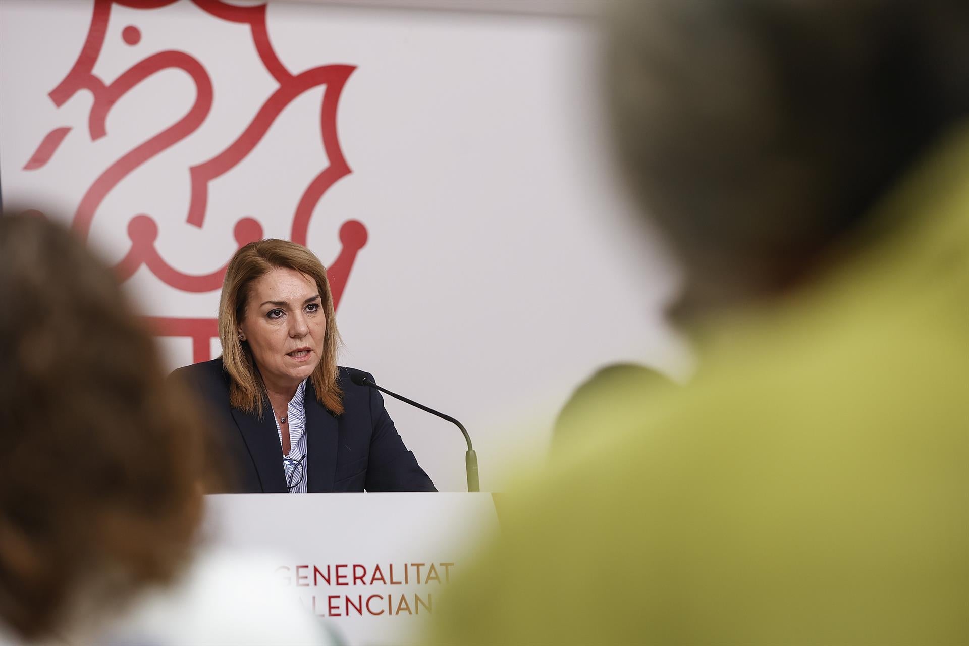 La vicepresidenta del Consell i consellera de Serveis Socials, Igualtat i Habitatge, Susana Camarero, durant una roda de premsa | Rober Solsona | EP