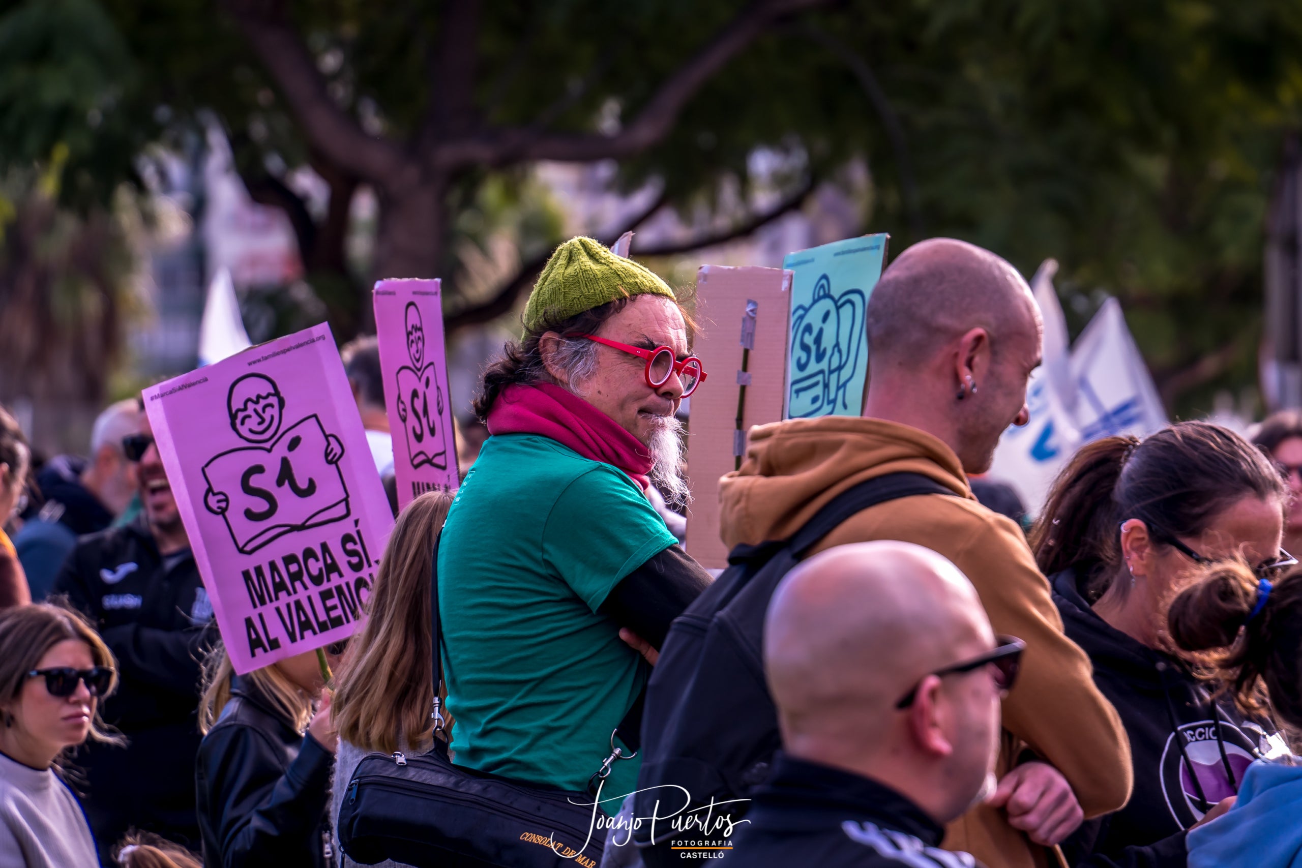 Manifestació a favor del valencià a Alzira | Joanjo Puertos | DLV
