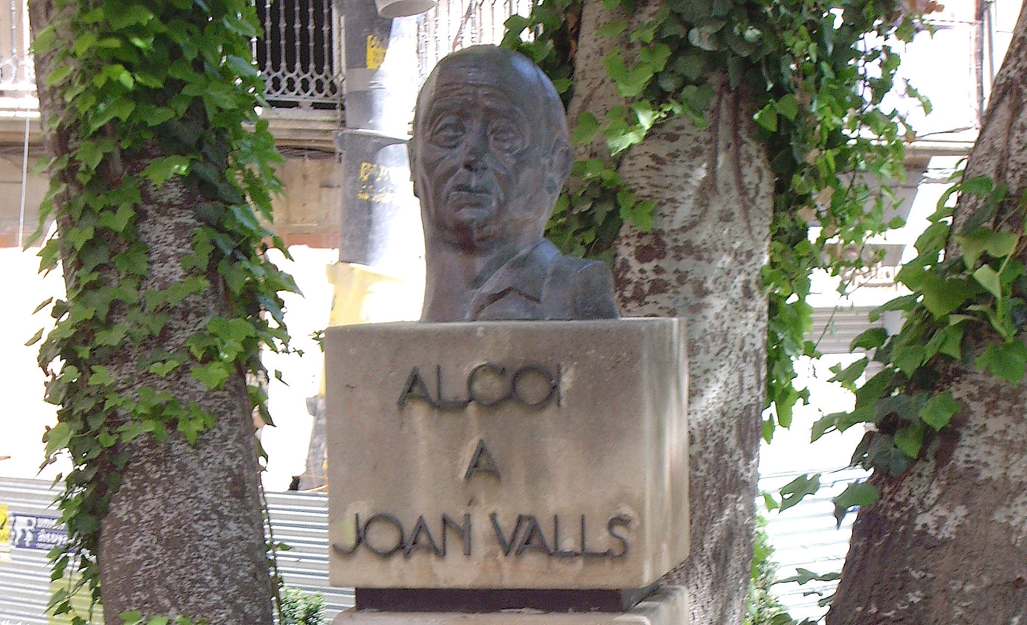 Monument a Joan Valls, a Alcoi | Wikimedia Commons