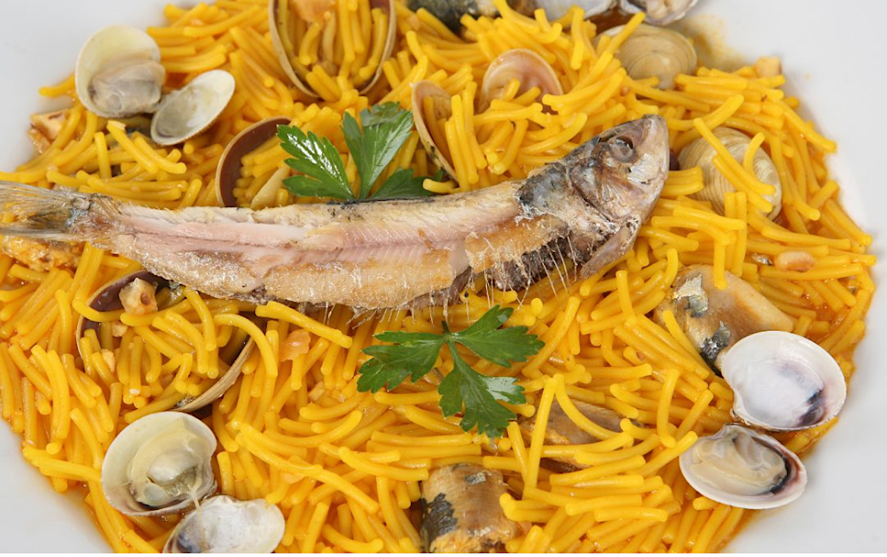 Fideus amb sardines | @llotjavilanova.com