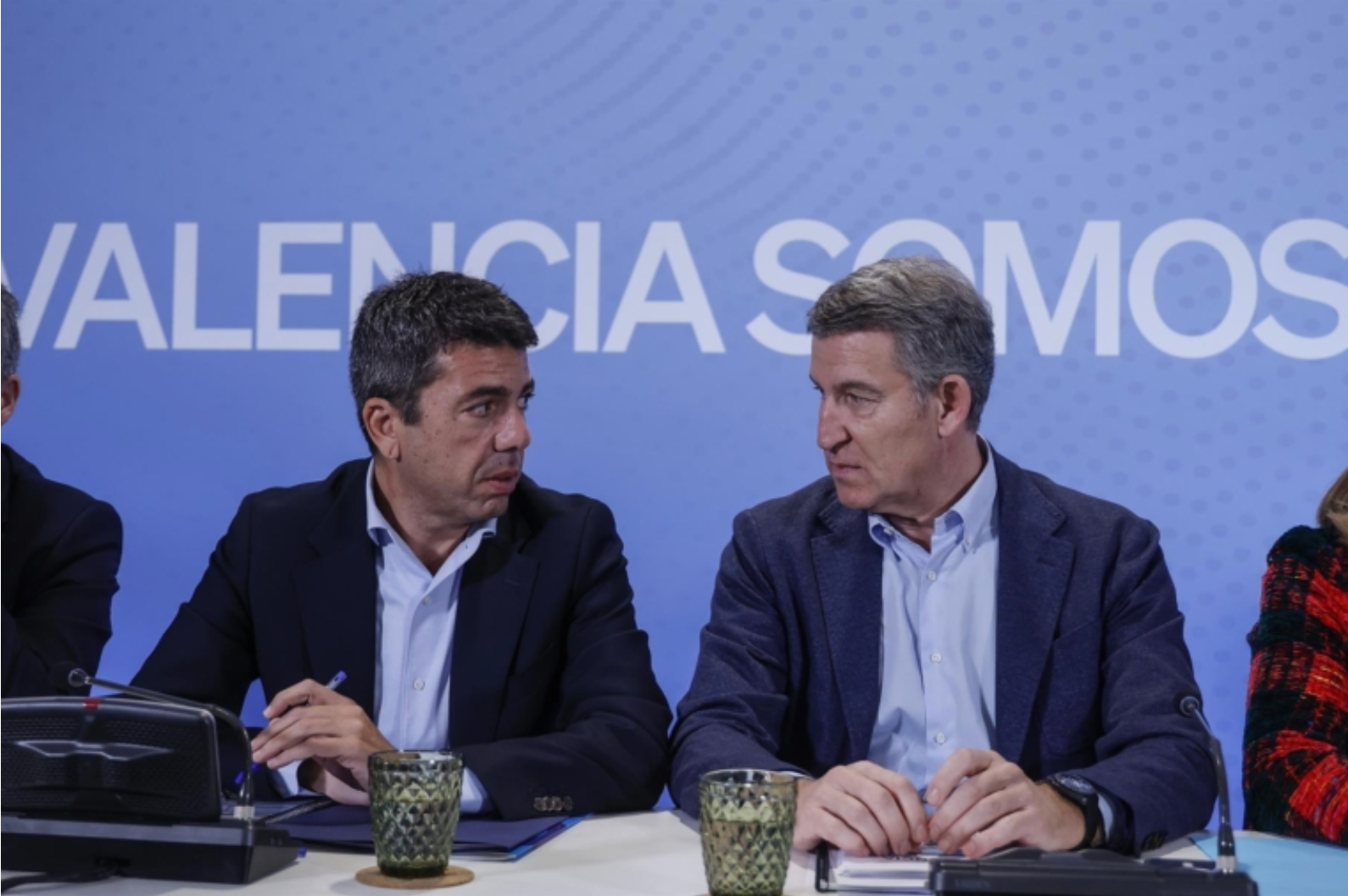 El president valencià, Carlos Mazón, amb el president estatal del PP, Alberto Núñez Feijóo | Europa Press

