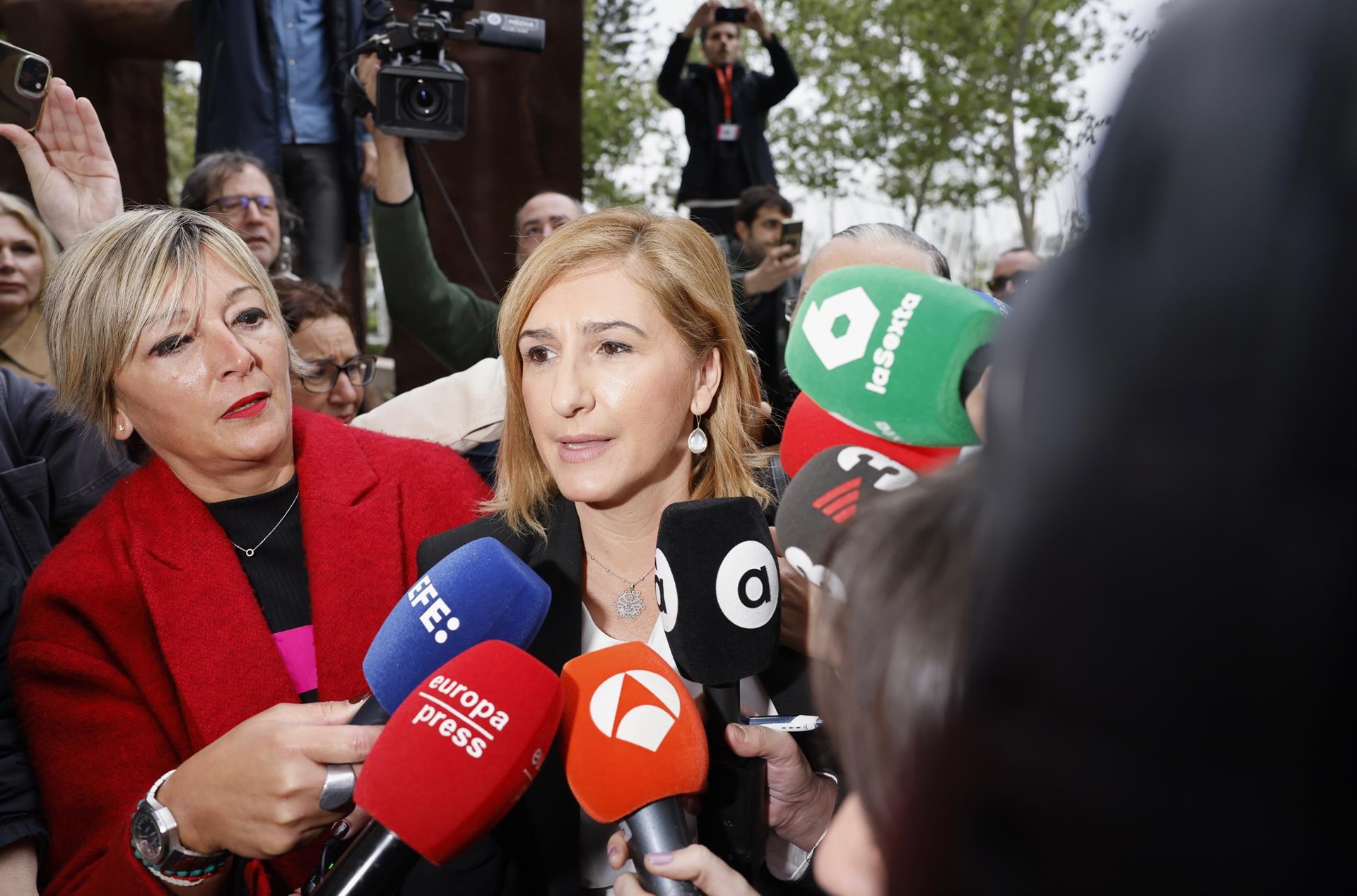L'exconsellera de Justícia i Interior Salomé Pradas arriba a la Ciutat de la Justícia de València | Rober Solsona | EP