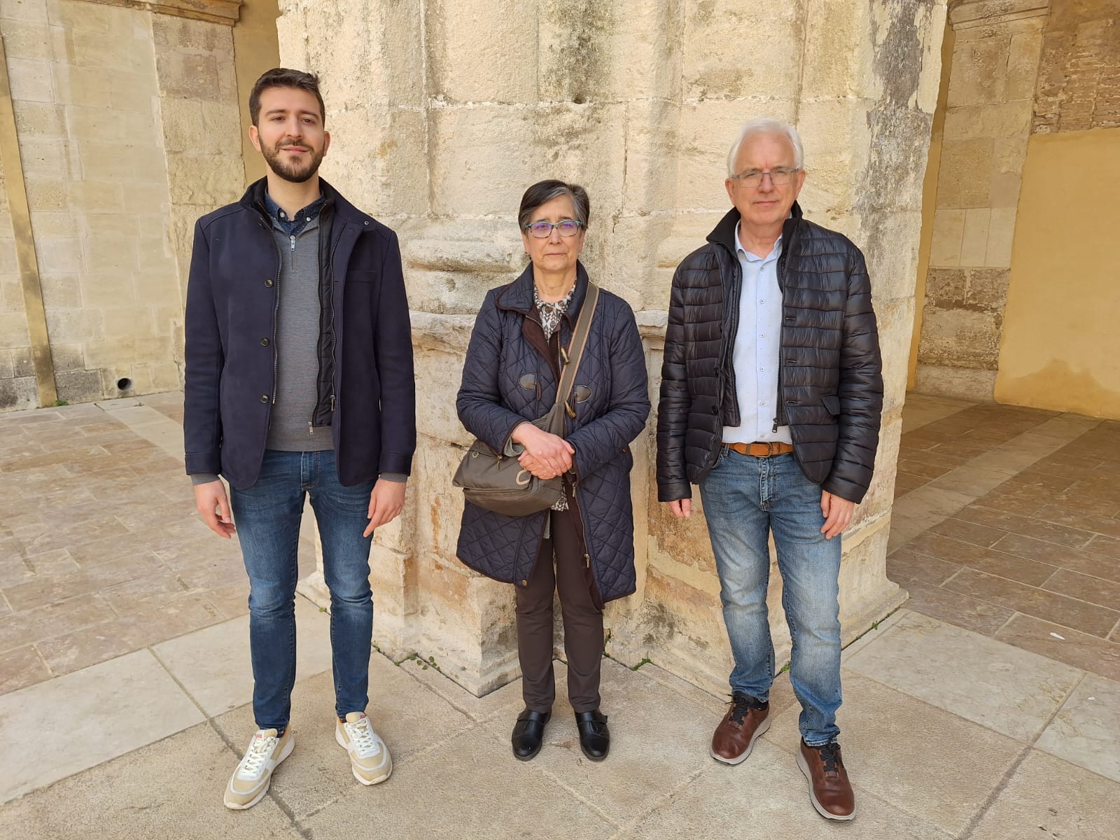 Jordi Pla, alcalde de Cocentaina; Elisa Doménech, tècnica de Patrimoni, i Paco Payà, regidor de Patrimoni i Turisme