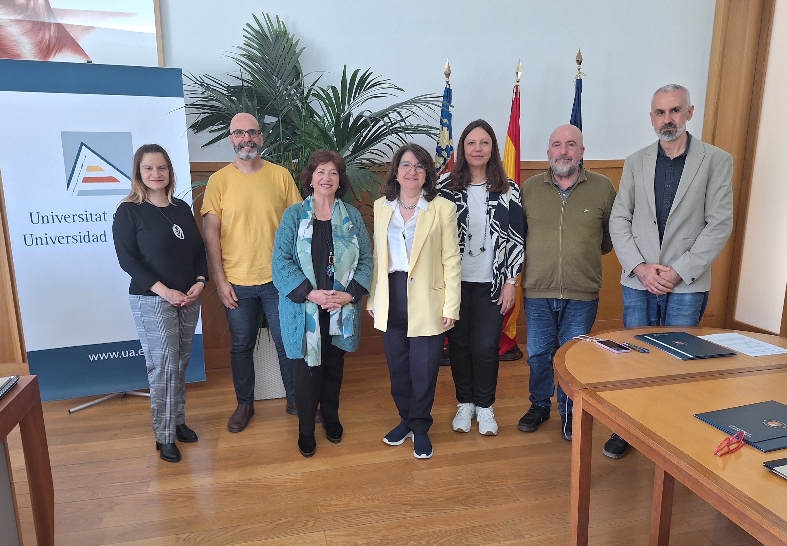 L’Acadèmia Valenciana de la Llengua i la Universitat d’Alacant col·laboren en el projecte Atles Lingüístic Valencià
