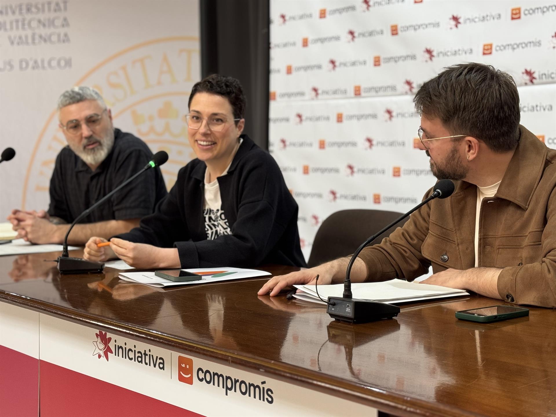 Els portaveus d'Iniciativa, Aitana Mas i Alberto Ibáñez | EP