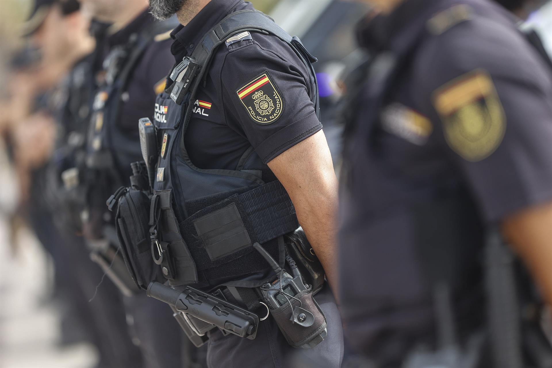 Agents de policia | Rober Solsona | EP