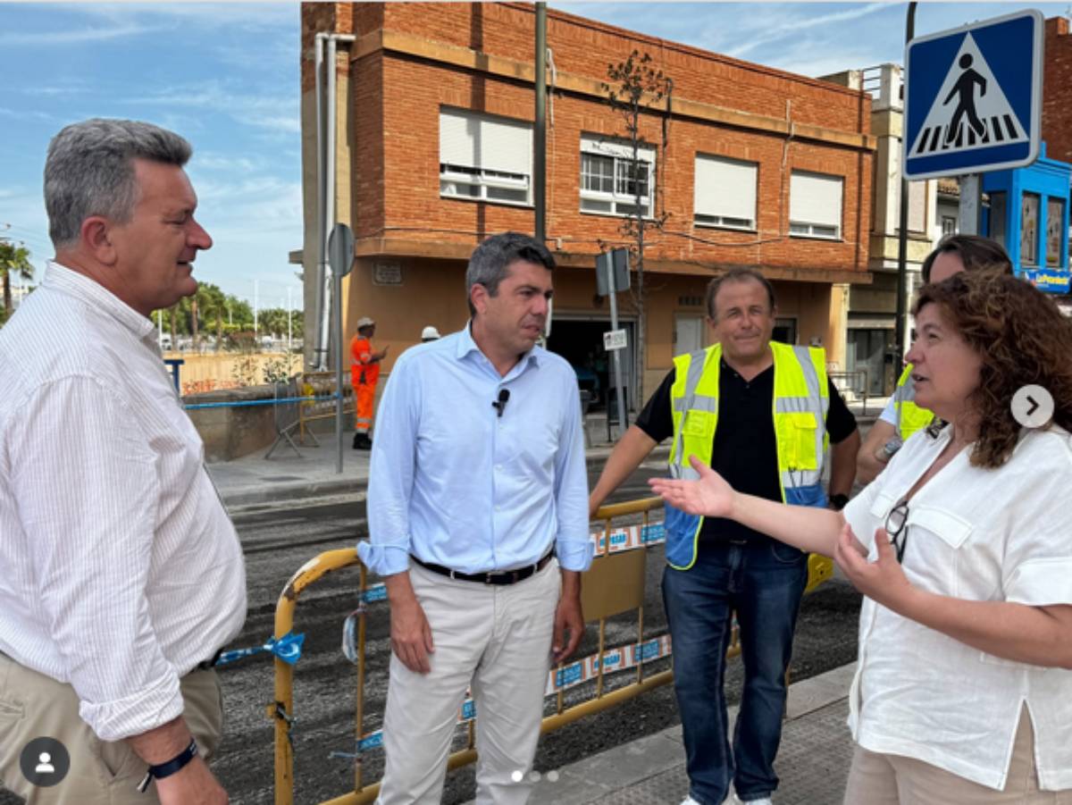 Carlos Mazón i Vicente Martínez Mus a Massanassa aquest matí / GVA
