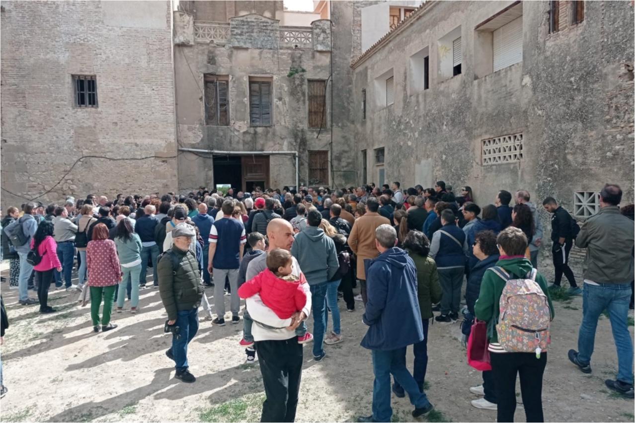 Visitants a la Torre dels Pares de Gandia