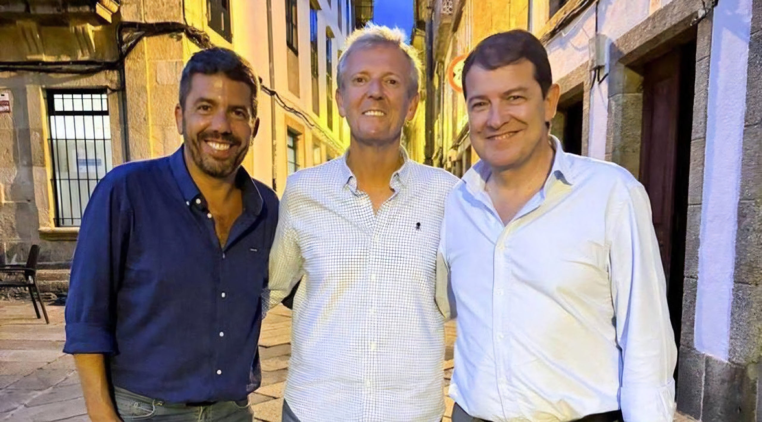 Mazón, Rueda i Mañueco junts en agost de 2024