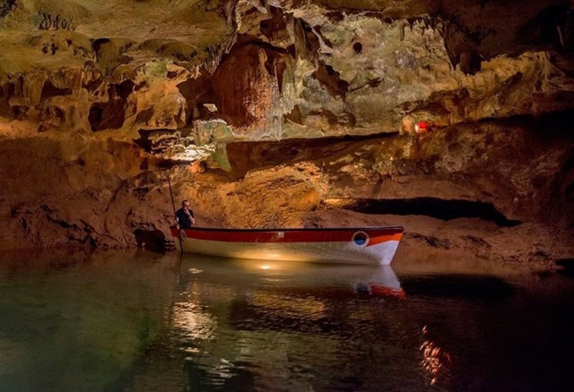 Les Coves de Sant Josep, a la Vall d'Uixó
