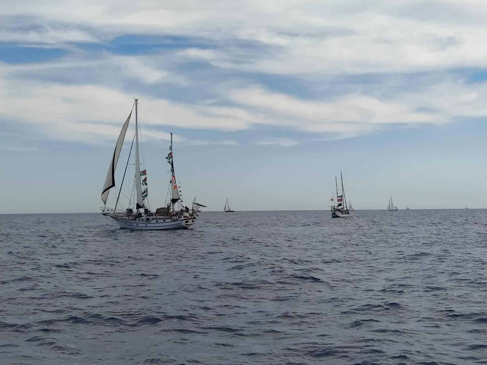 Imatge d'un dels vaixells humanitaris.