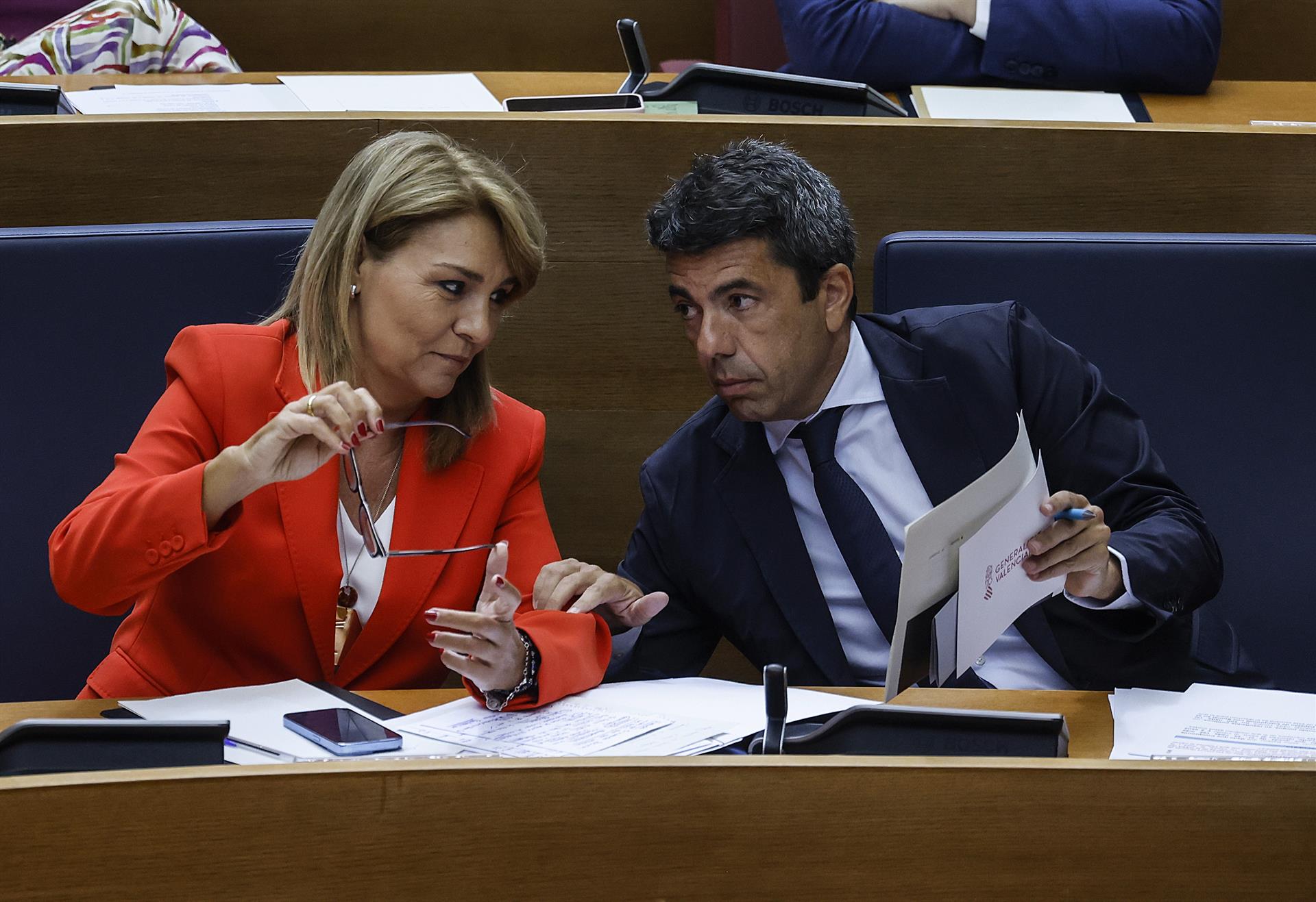 El president de la Generalitat, Carlos Mazón, i la portaveu del Consell, Susana Camarero | Rober Solsona | EP