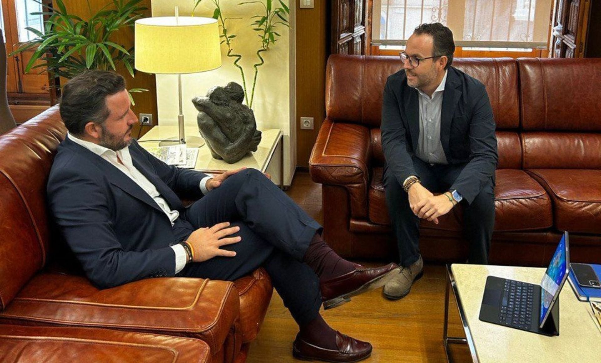 L'alcalde d'Elx, Pablo Ruz (PP), i el portaveu socialista al consistori, Hèctor Díez | EP