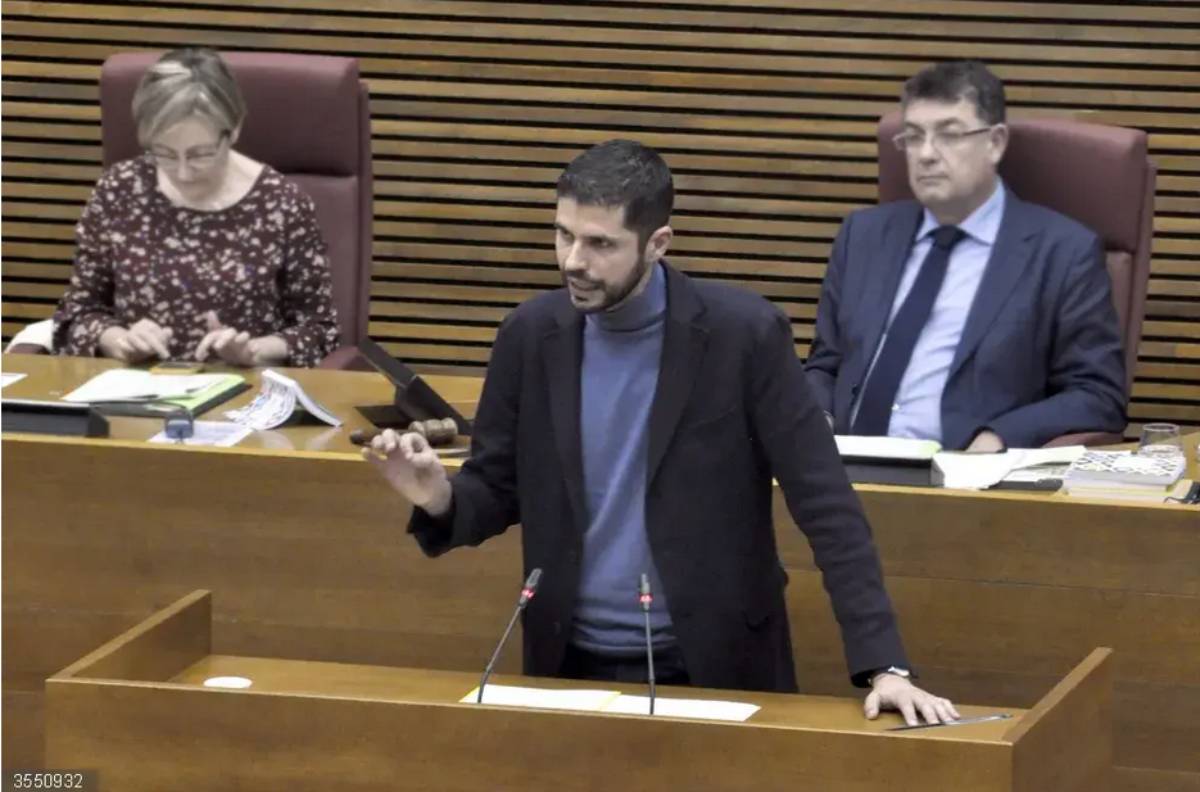 David Calvo durant una intervenció parlamentària en una imatge d'arxiu