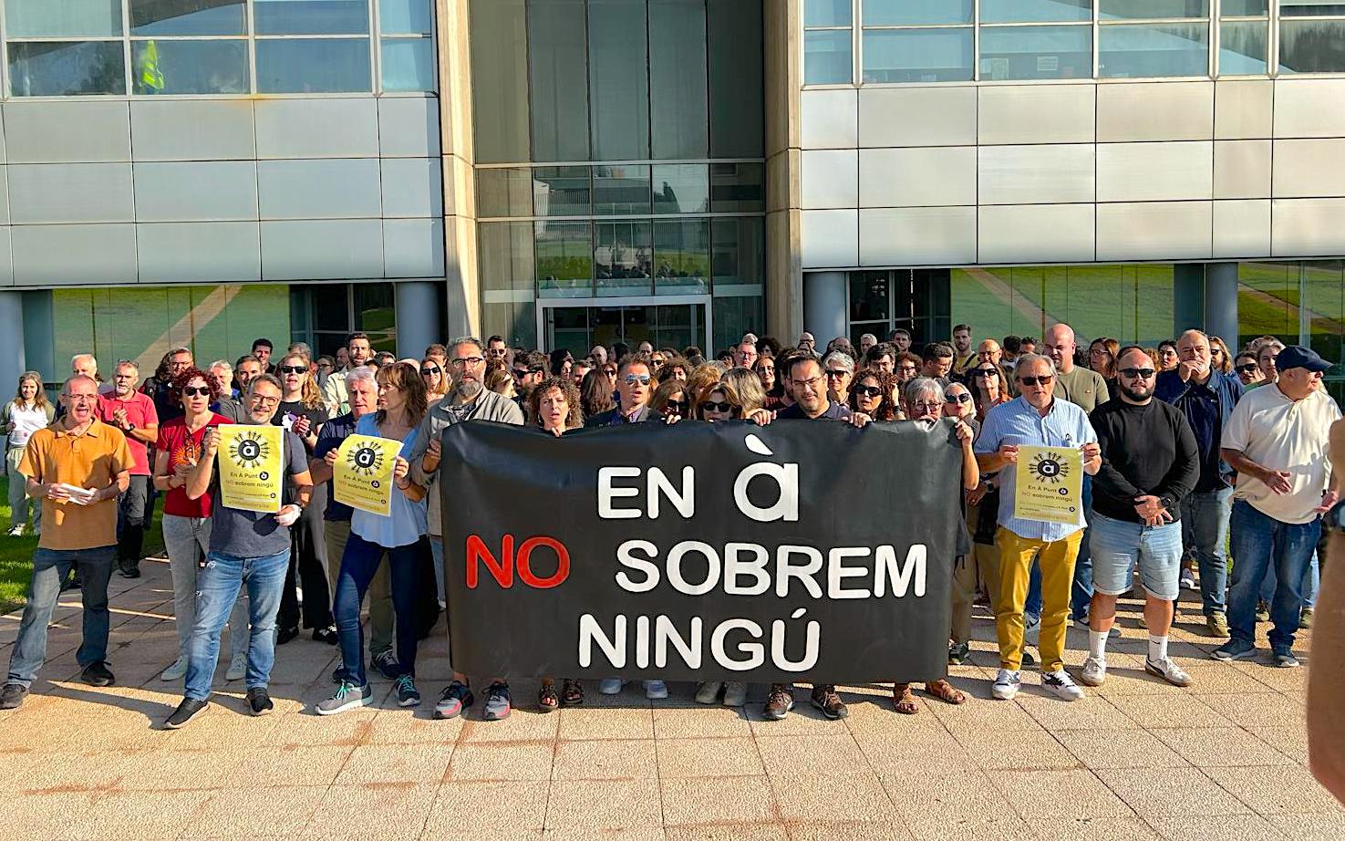 Protesta de la plantilla d'À Punt | Intersindical 