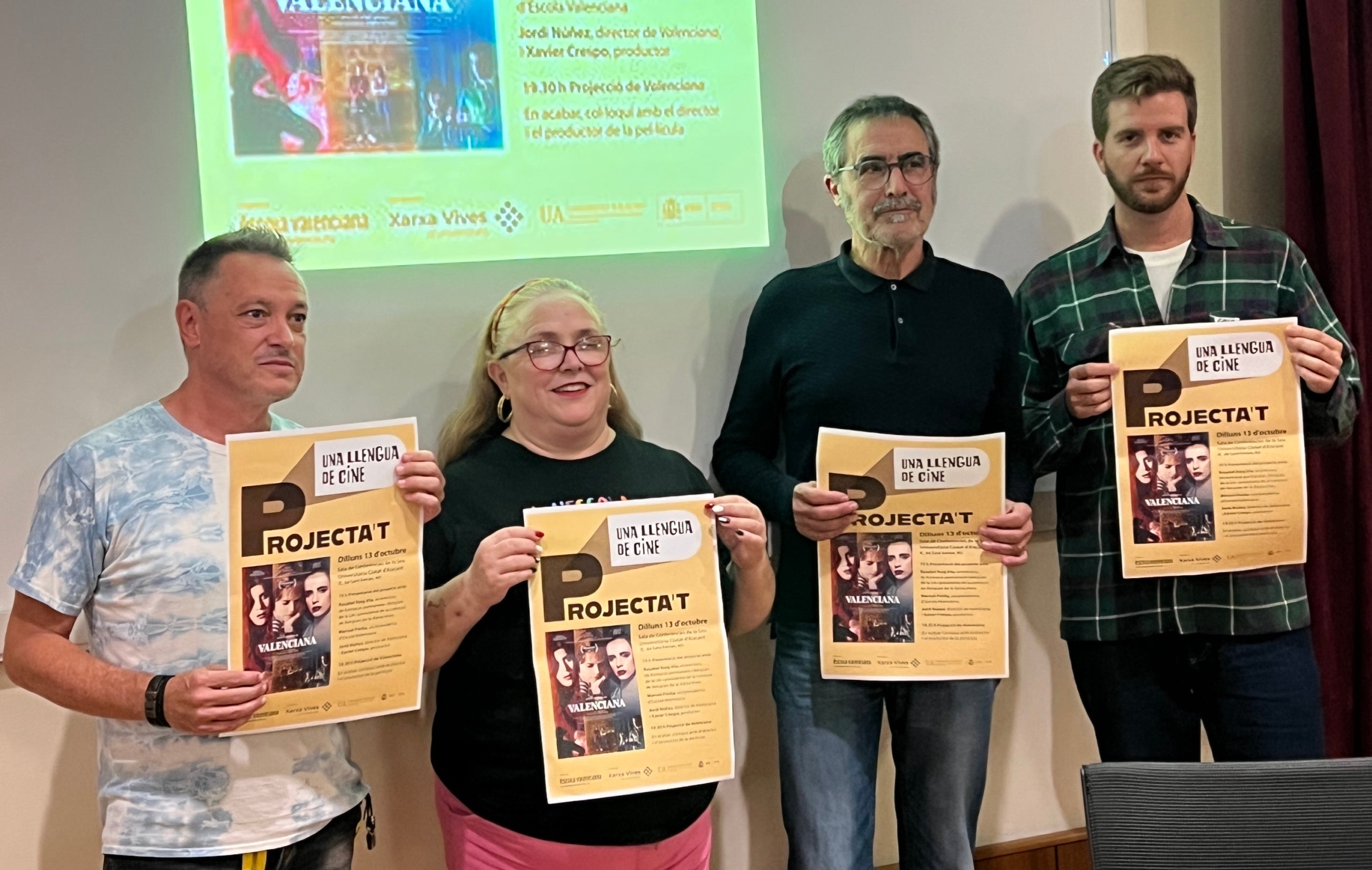 Escola Valenciana presenta a la Universitat d’Alacant la primera edició de 'Projecta’t: una llengua de cine'