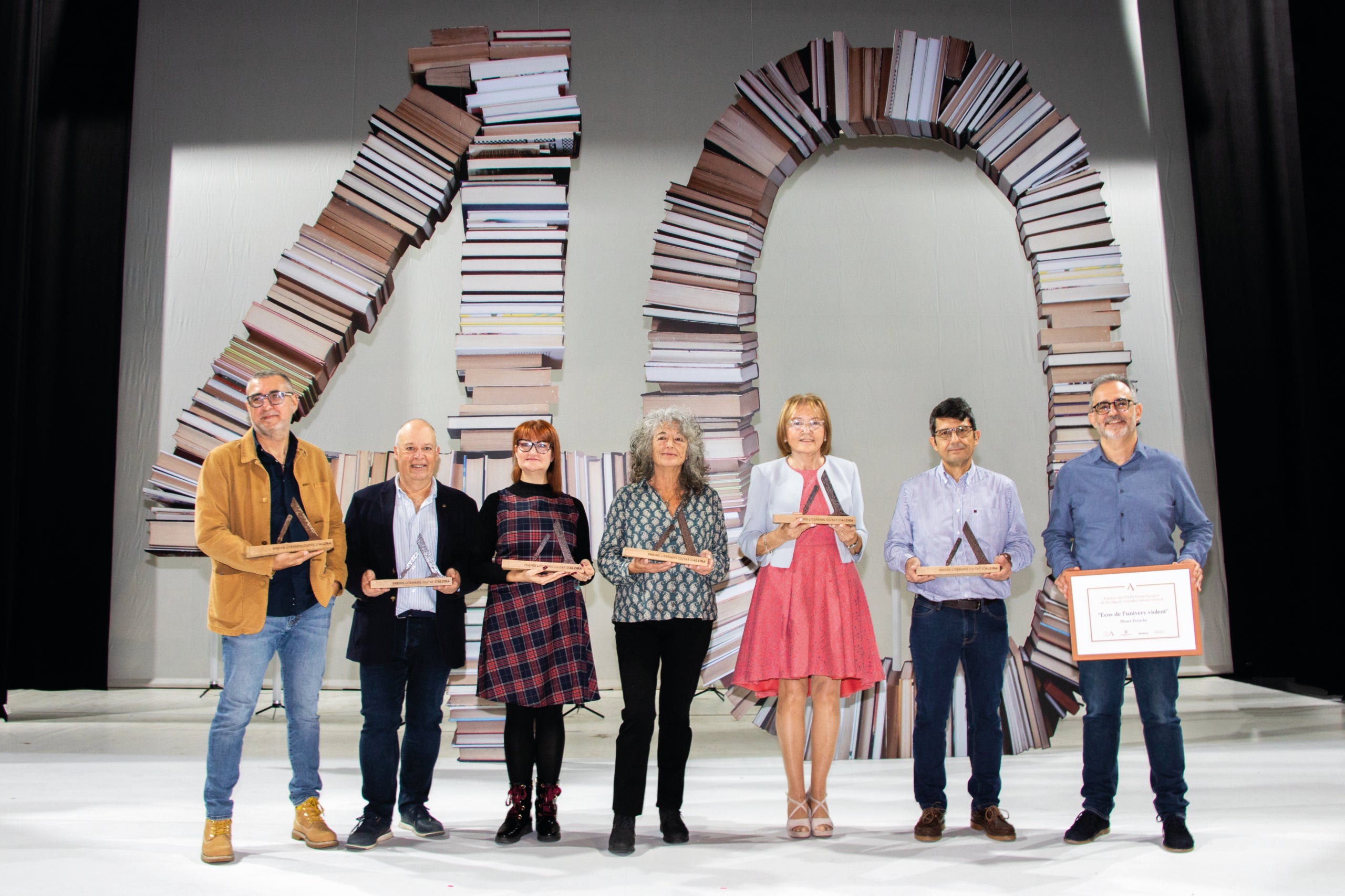 Guanyadors dels Premis Literaris Ciutat d'Alzira 2025