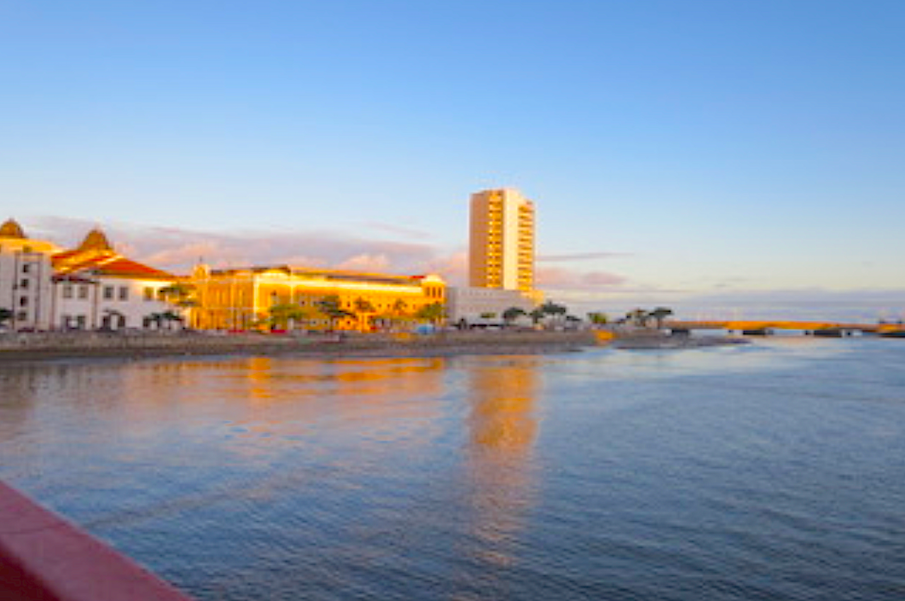 Recife i el riu Capiraribe (Brasil) |
Verônica Rosemira Alves