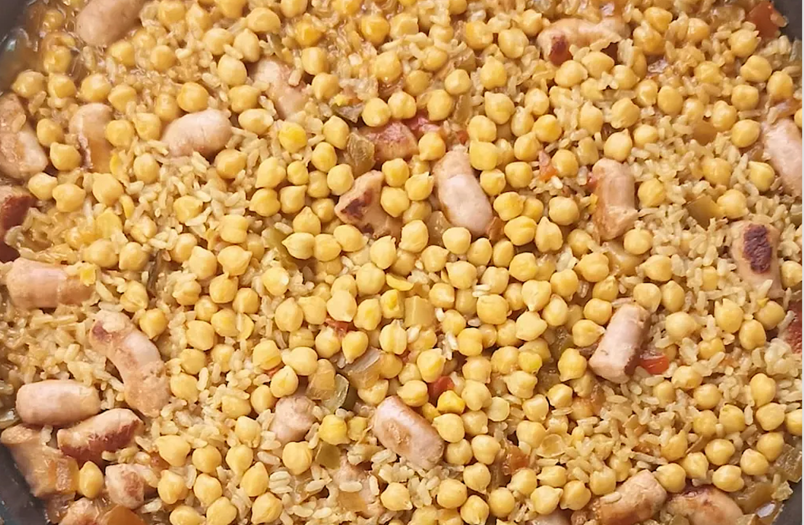 Paella de fetge i llonganissa