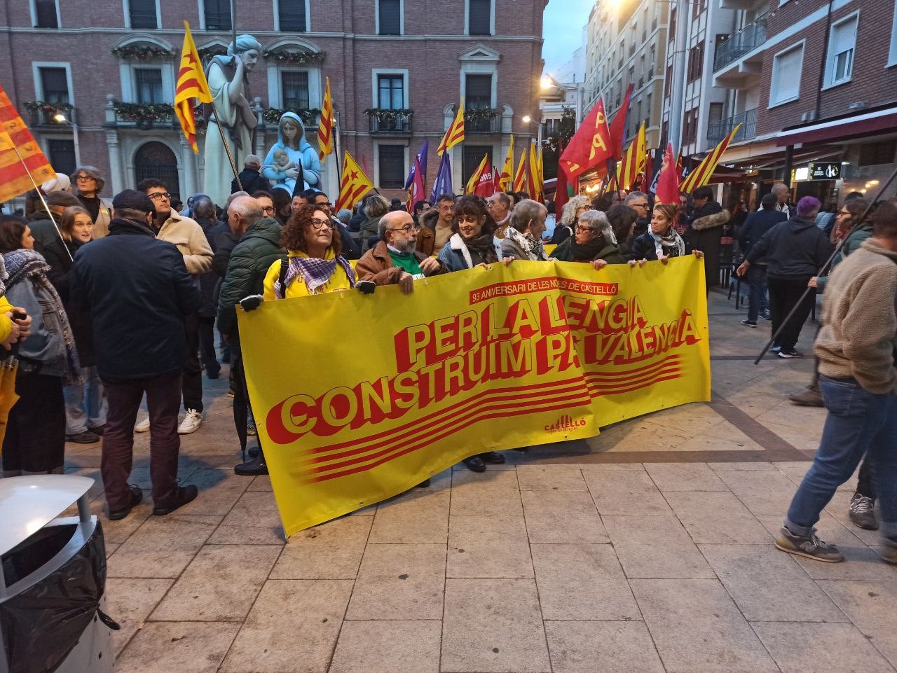 Moment d'inici de la manifestació en el 93 aniversari de les Normes de Castelló | L'Accent