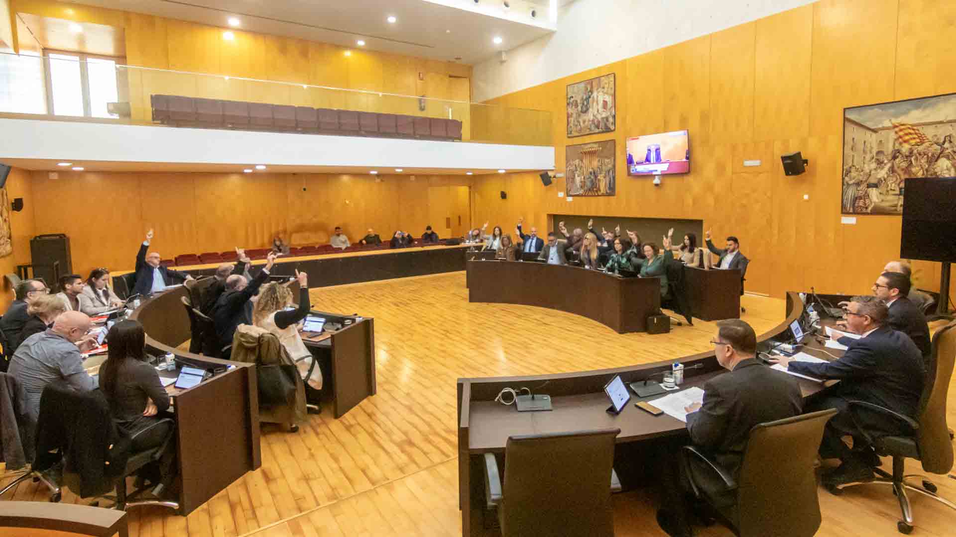 Plenari de Bendiorm en el moment de l'aprovació de l'arcord | Ajt de Benidorm