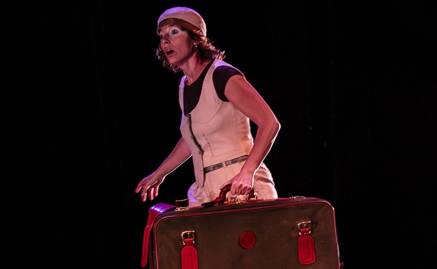 L’espectacle 'AU!', de la Cia. Maria Andrés | Stella Blasco