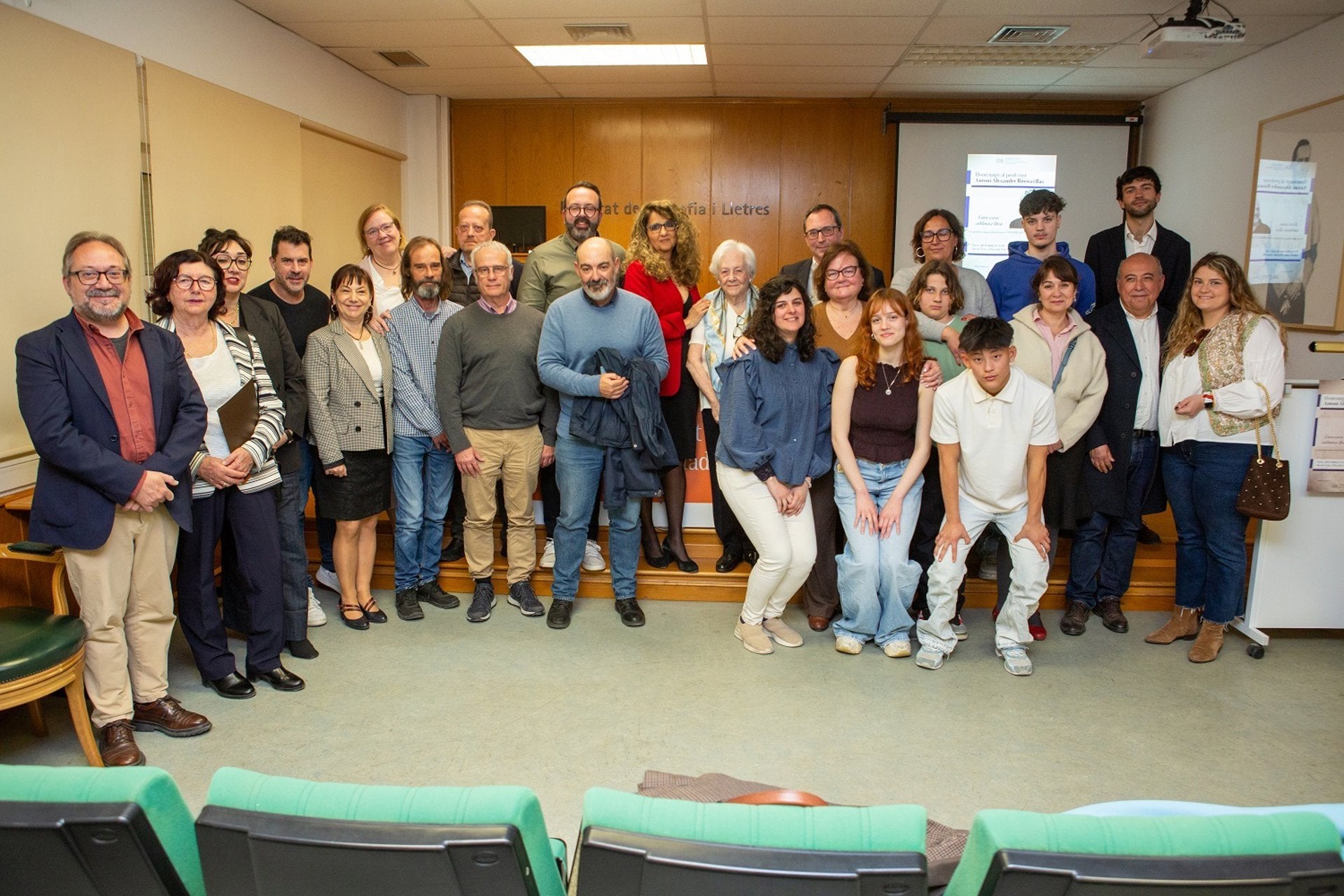 La UA homenatja el professor Antoni Biosca 