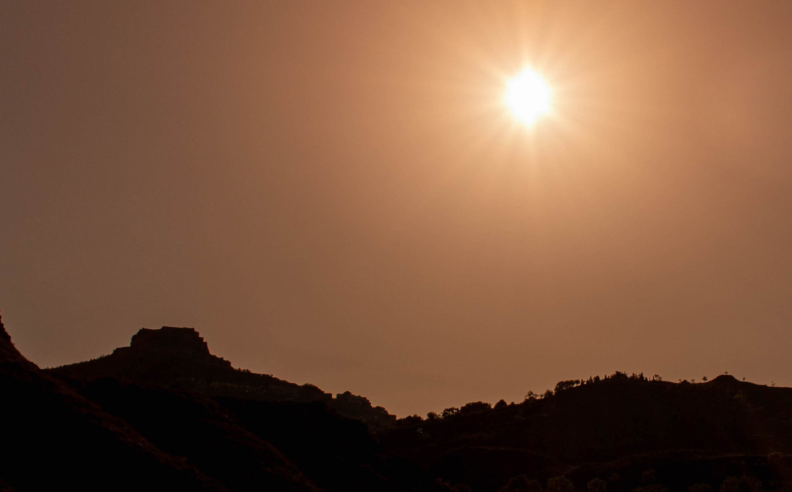 Eixida del sol a Morella