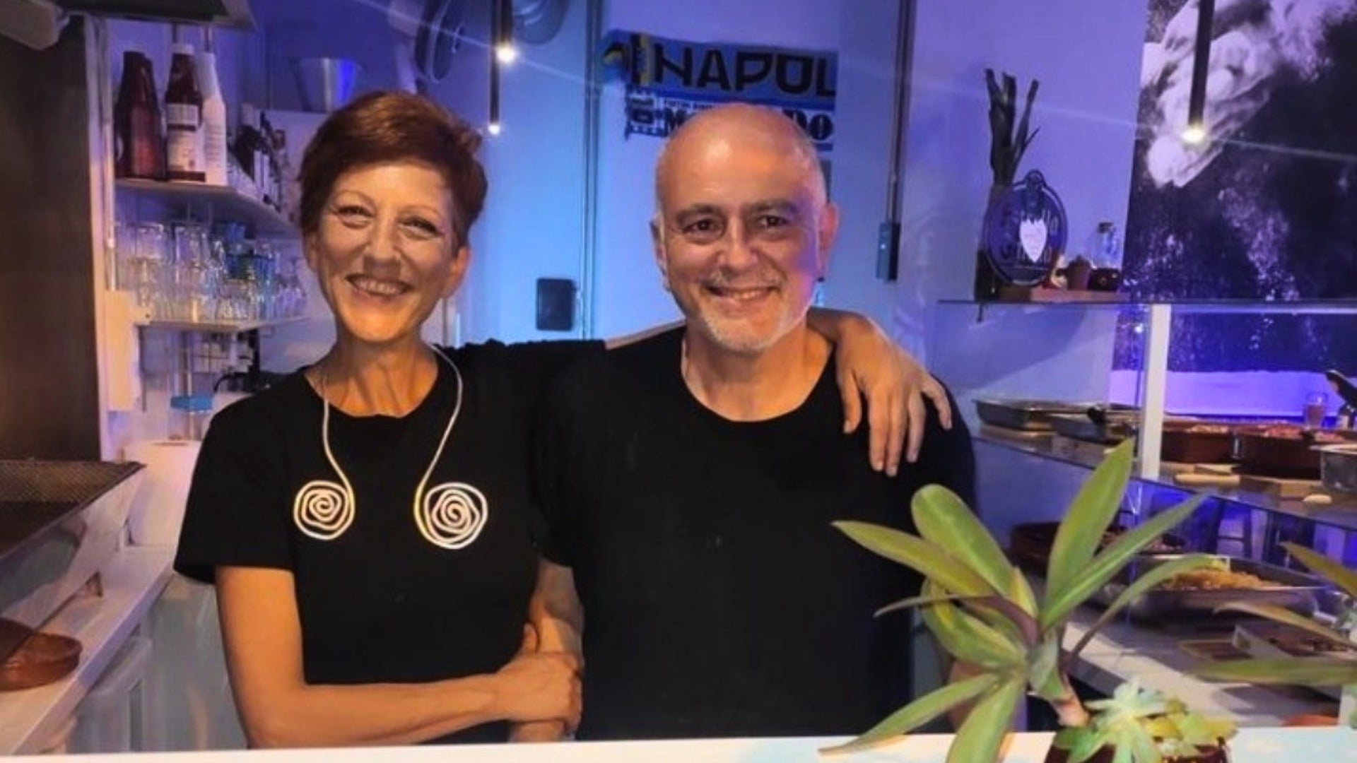 Fabiana i Rino regenten aquest restaurant als Poblats Marítims de València en el Carrer del Pintor Ferrandis, 30 des de fa 5 anys | @jafrittavalencia