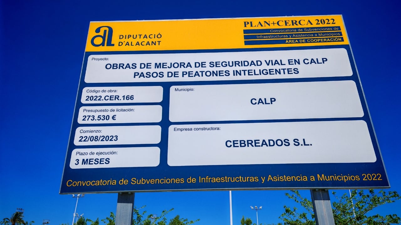 Imatge del cartell a Calp de la diputació d'Alacant