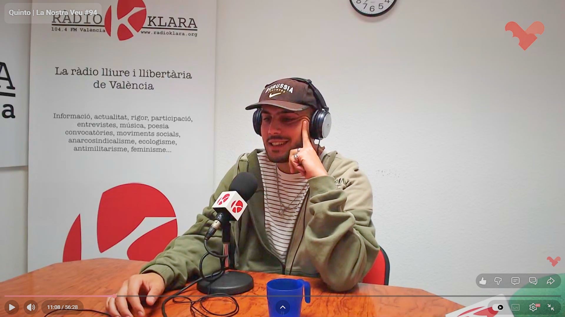 Quinto durant l'entrevista a Ràdio Klara a València
