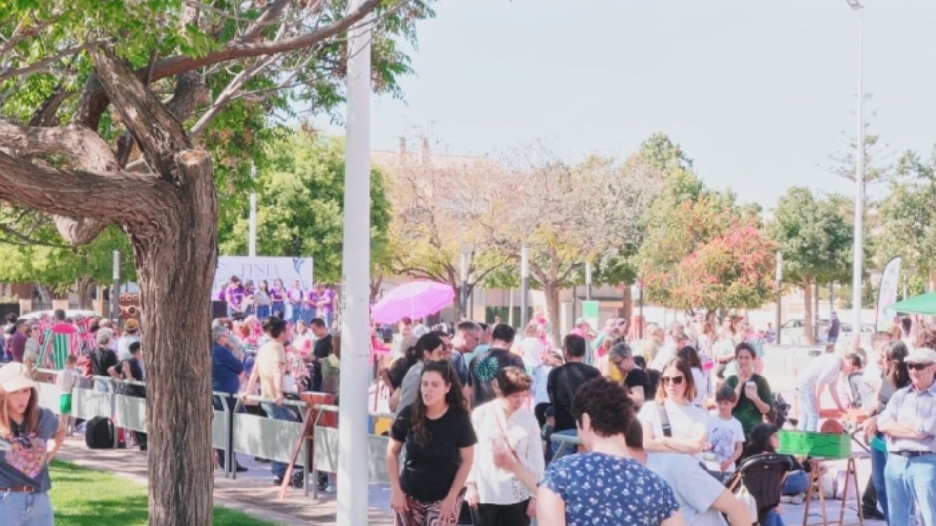 El parc 3 d'abril de Paiporta durant la jornada | Plataforma Per La Llengua