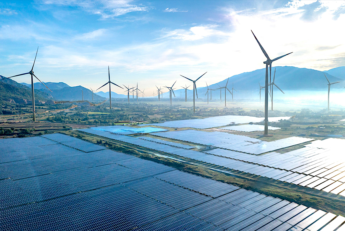 Macroparc eòlic i fotovoltaic a Vietnam | Quang Nguyen Vinh