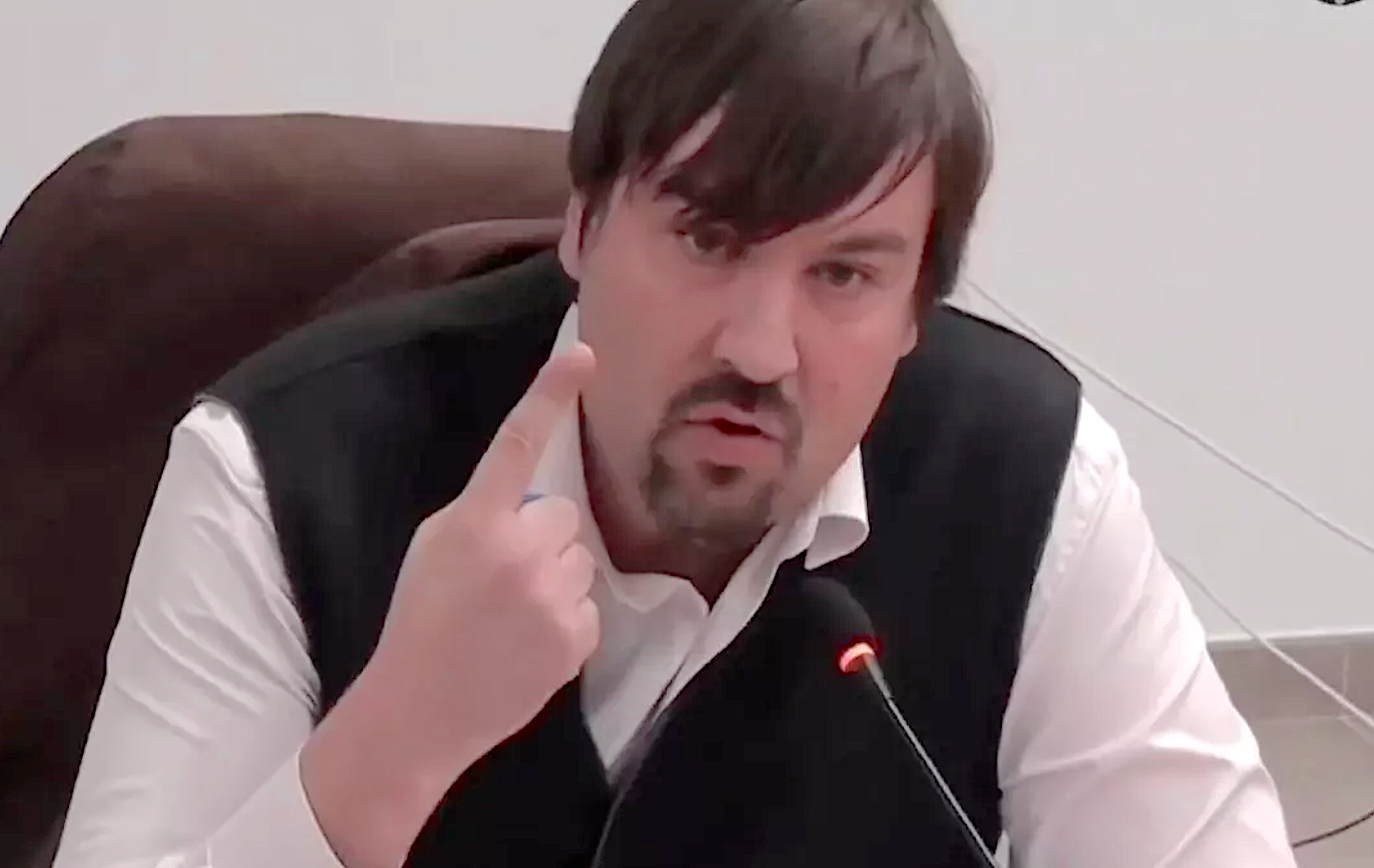 El fins ara regidor de Vox a Montserrat Carlos Martínez