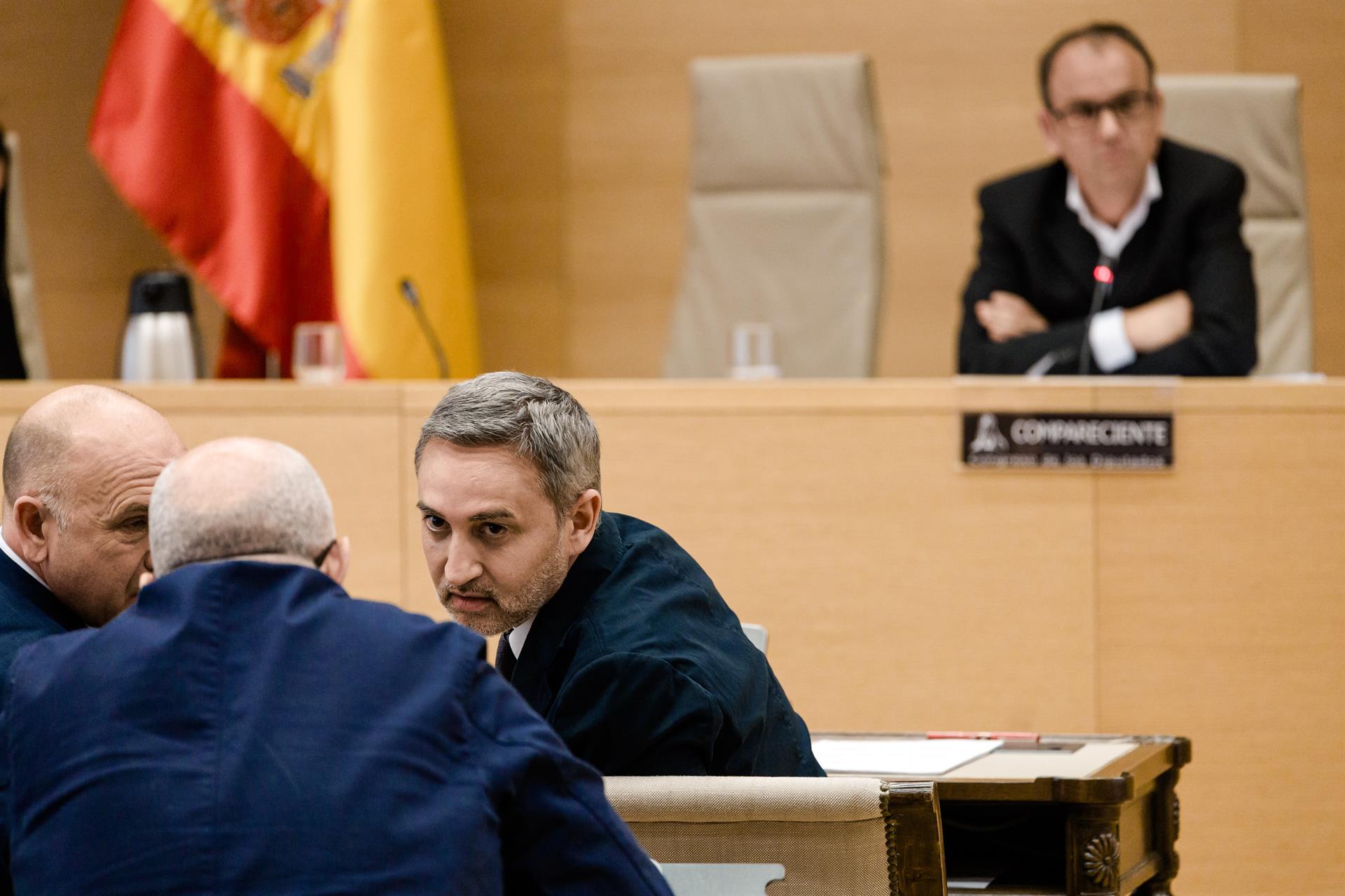 El diputat del PP, César Sánchez, i el cap de climatologia d'AEMET al País Valencià, José Ángel Núñez Mora, a la Comissió d'Investigació sobre la dana al Congrés espanyol | Carlos Luján