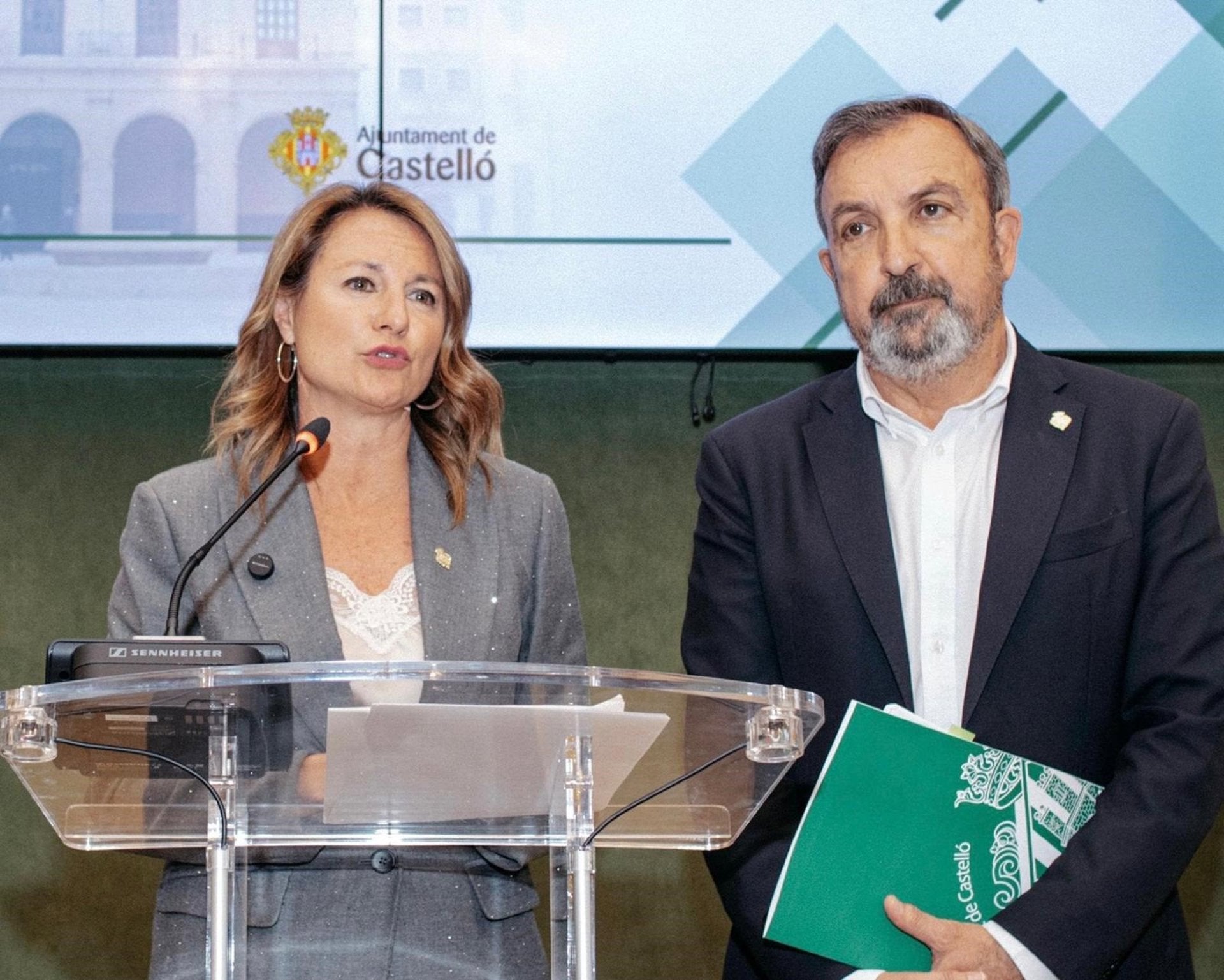 L'alcaldessa de Castelló de la Plana, Begoña Carrasco, i el regidor d'Economia, Juan Carlos Redondo | EP
